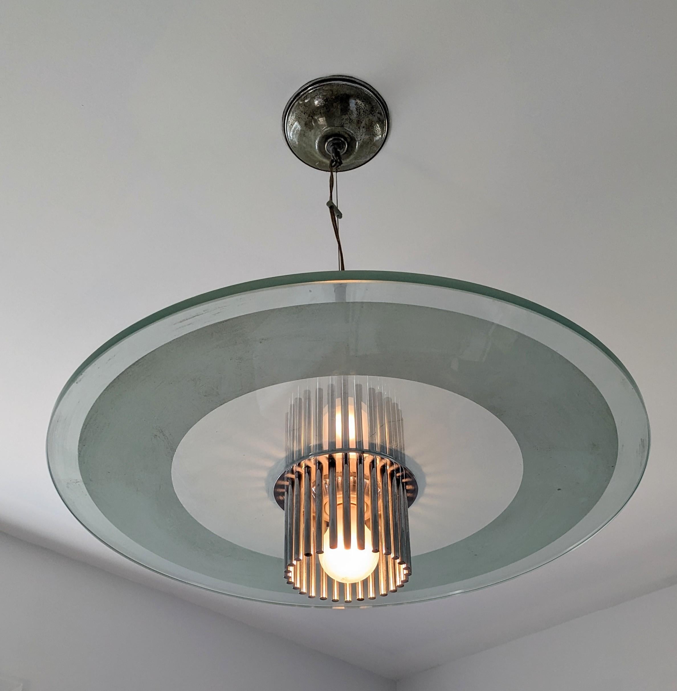 Lampada Saturn in vetro smerigliato Post Modern in vendita 7