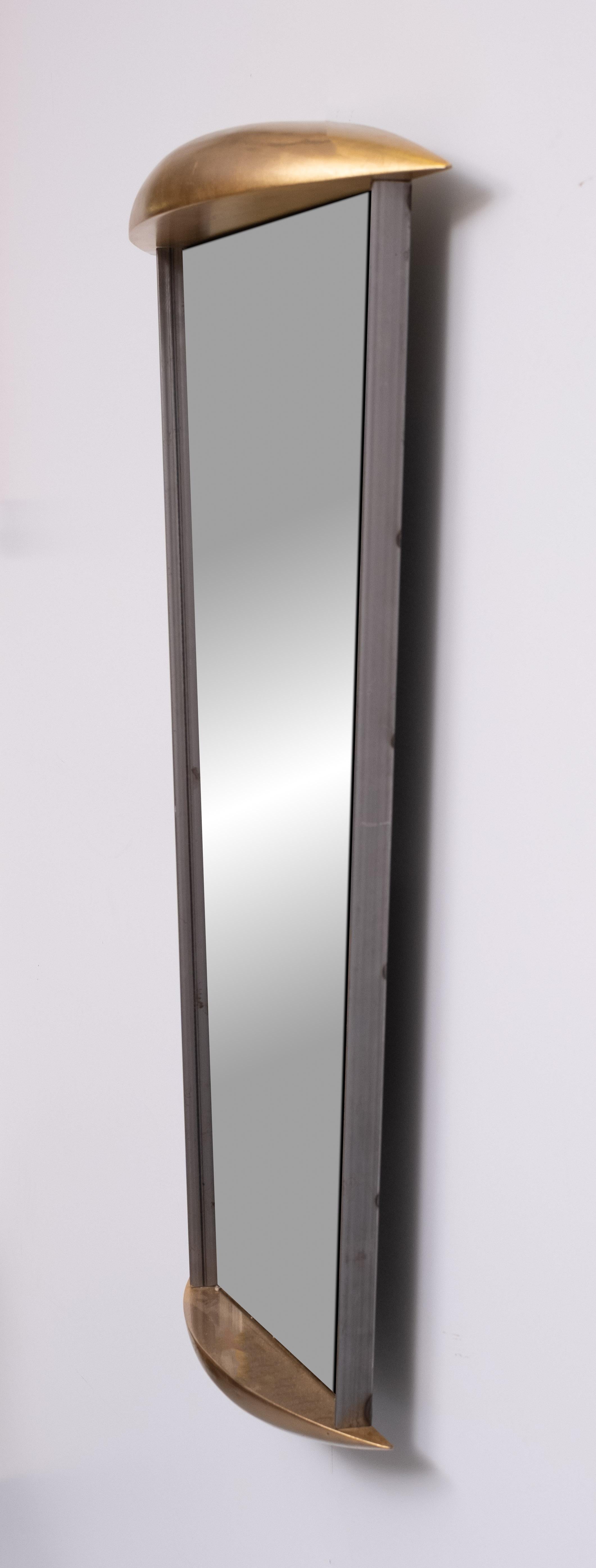Post Modern Full-Length Wall Mirror in Gold Wood and Metal, 1980s Italy In Good Condition For Sale In Den Haag, NL