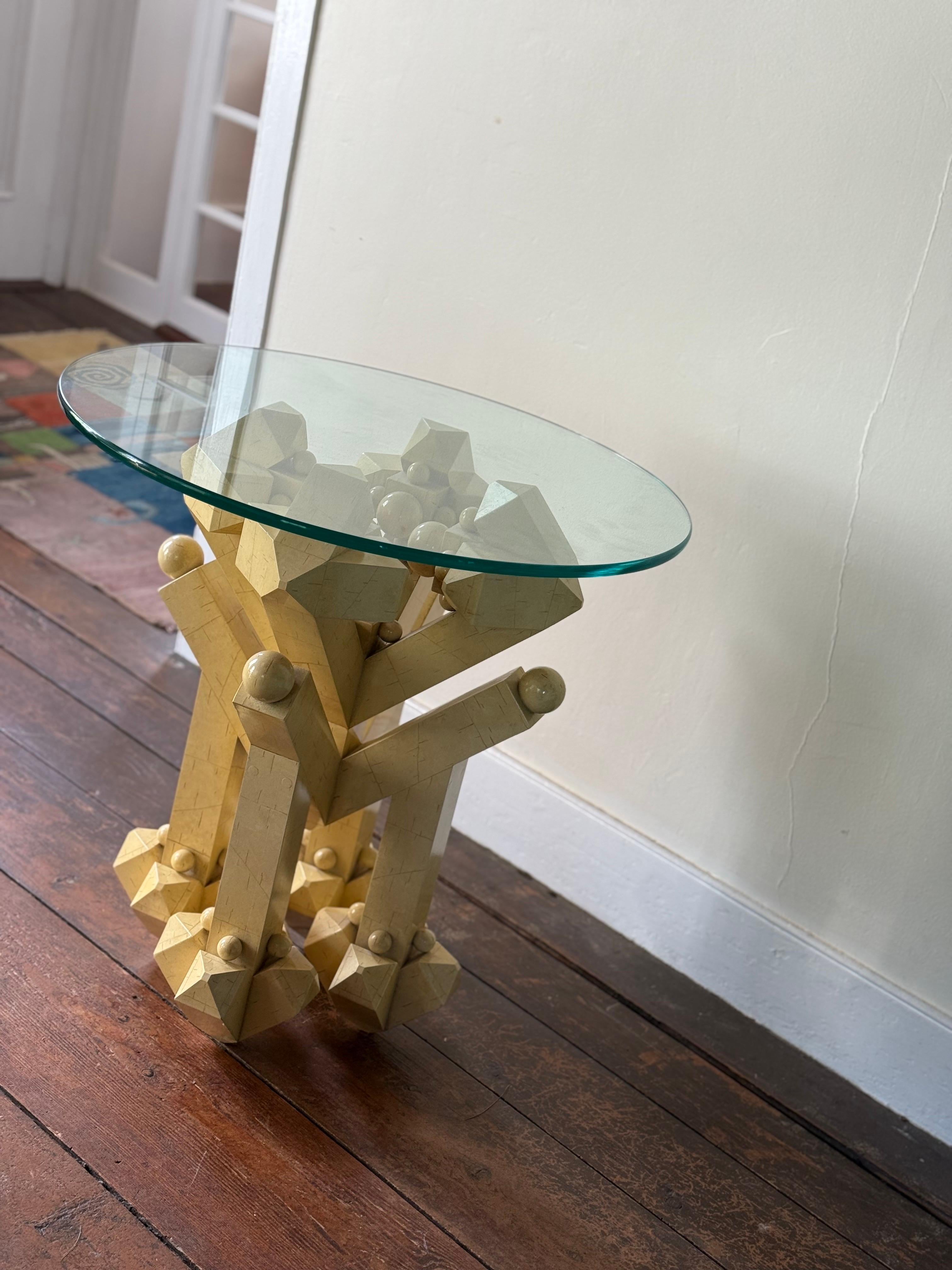 Legno massiccio Post Modern Geometric Painted Wood Table in vendita
