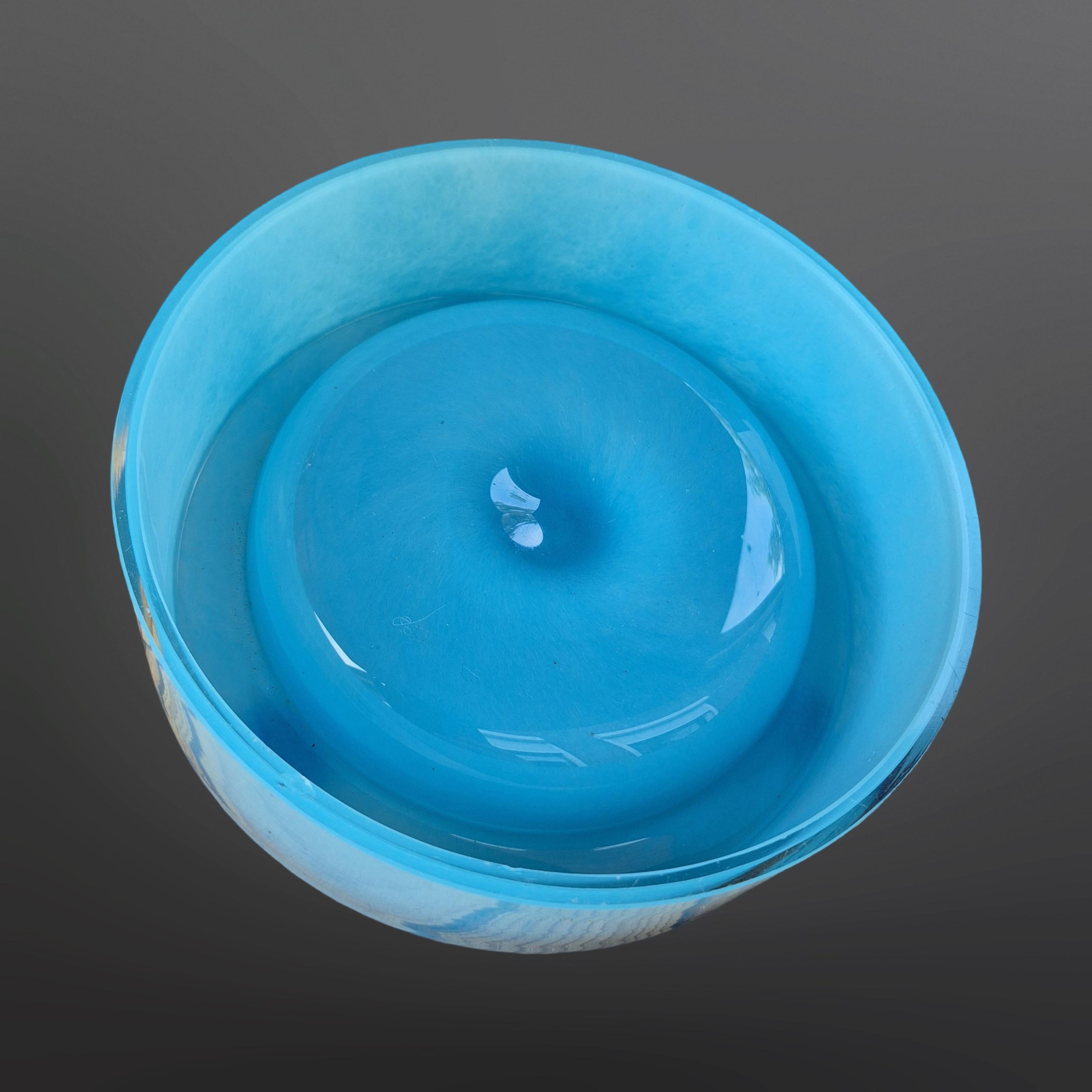 Hand-Crafted Post modern glass ashtray, Italy 1980s For Sale