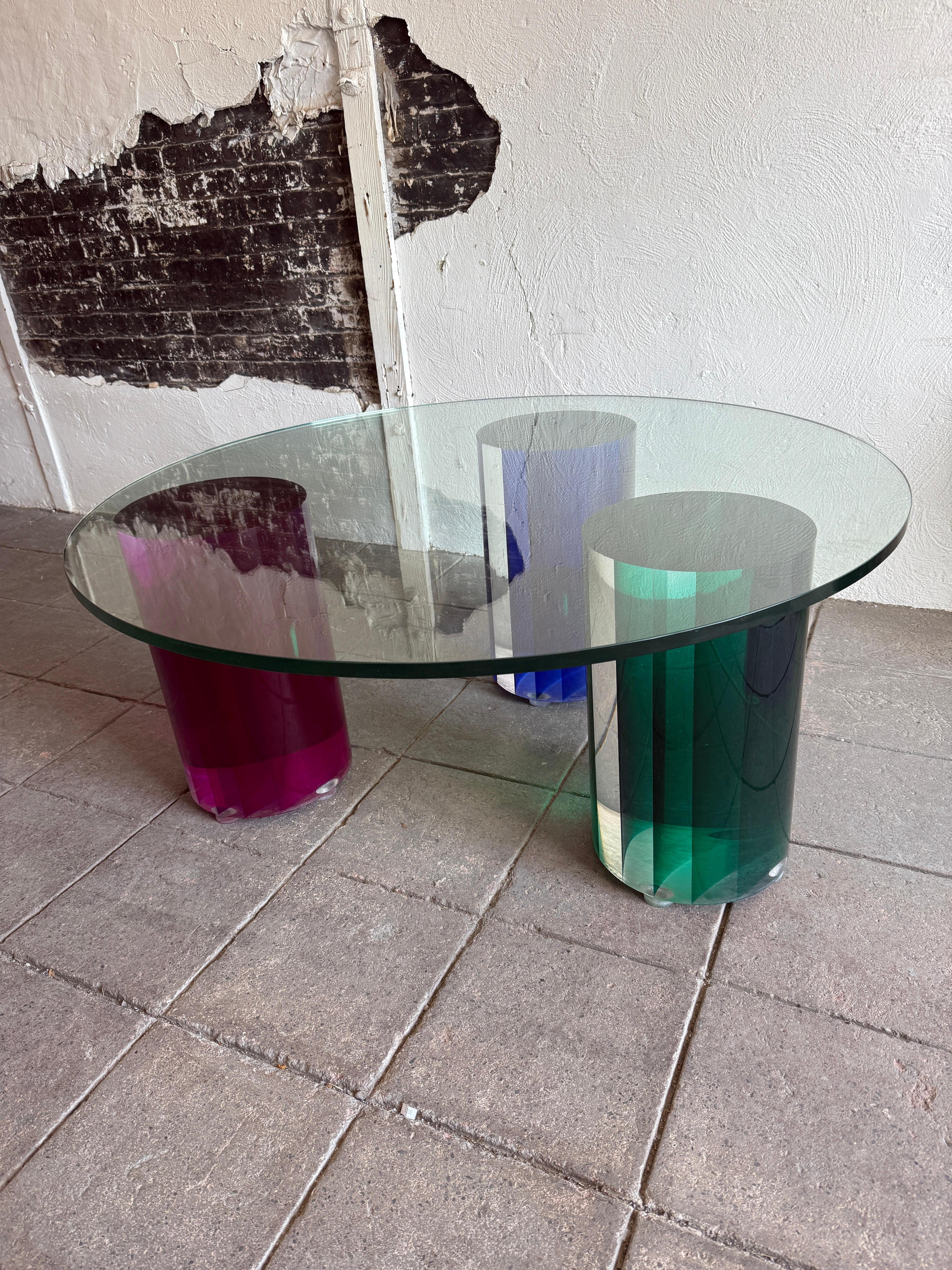 Post-Modern Post modern glass Coffee Table with color plexiglass round bases For Sale
