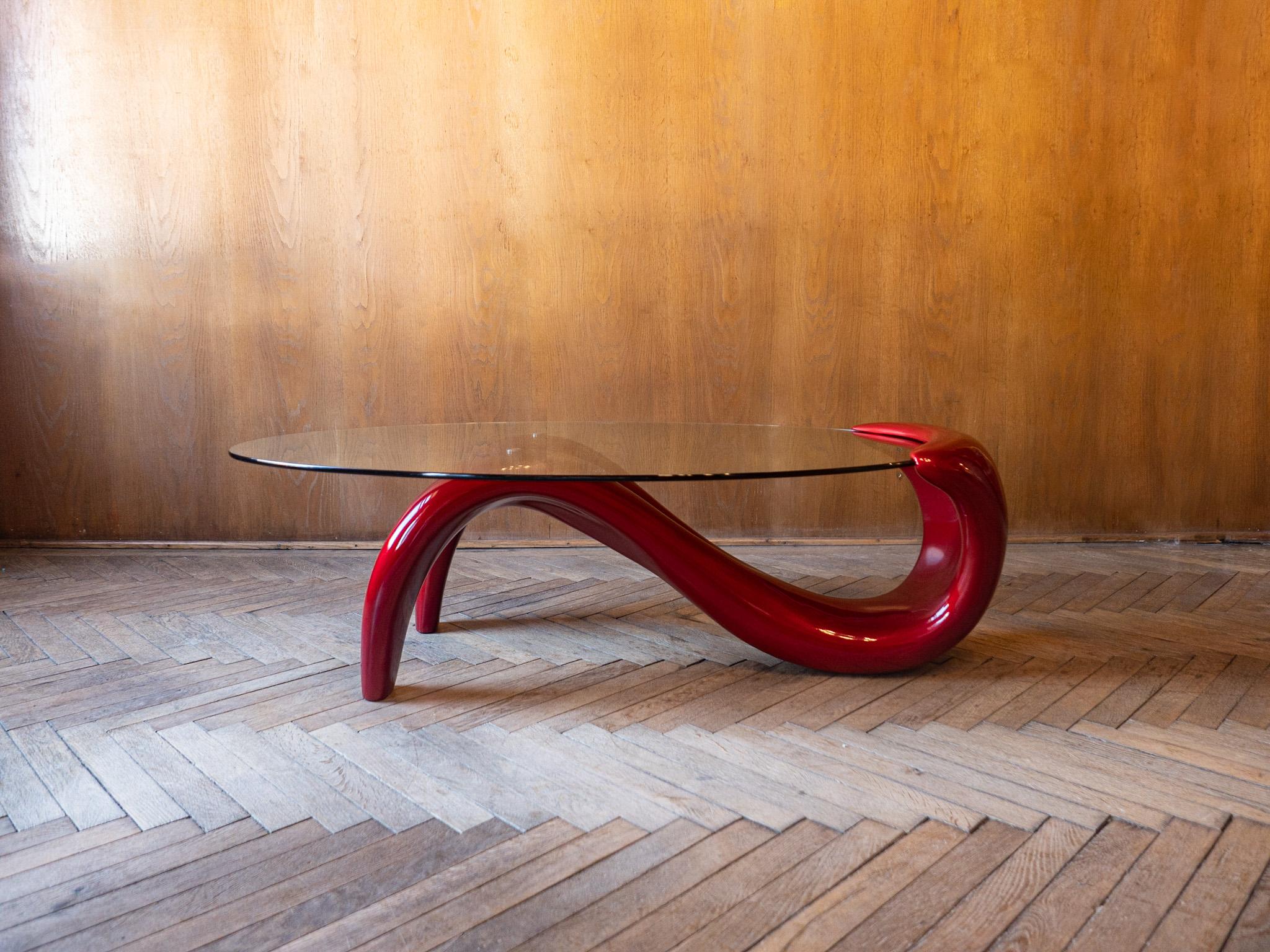 Post Modern Glossy Laquered Red Coffee Table with Glass Table Top, Italy 1980s For Sale 3