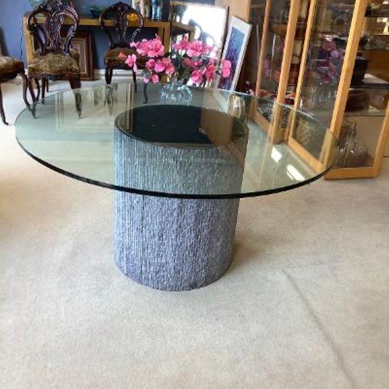 Post-Modern Granite Table in the Manner of Leon Rosen for Pace Collection In Good Condition In Houston, TX