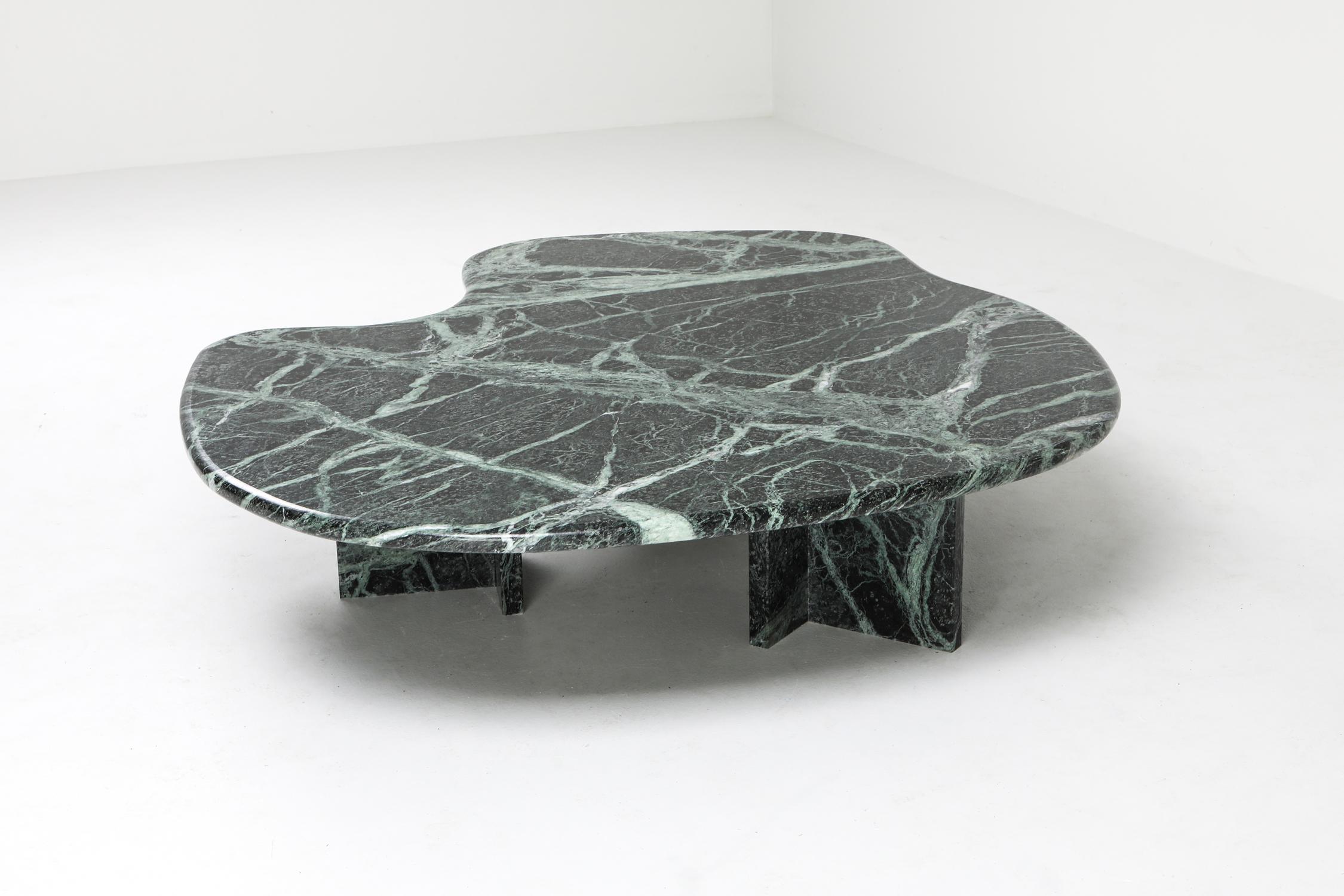20th Century Postmodern Green Marble Coffee Table in the Manner of Noguchi