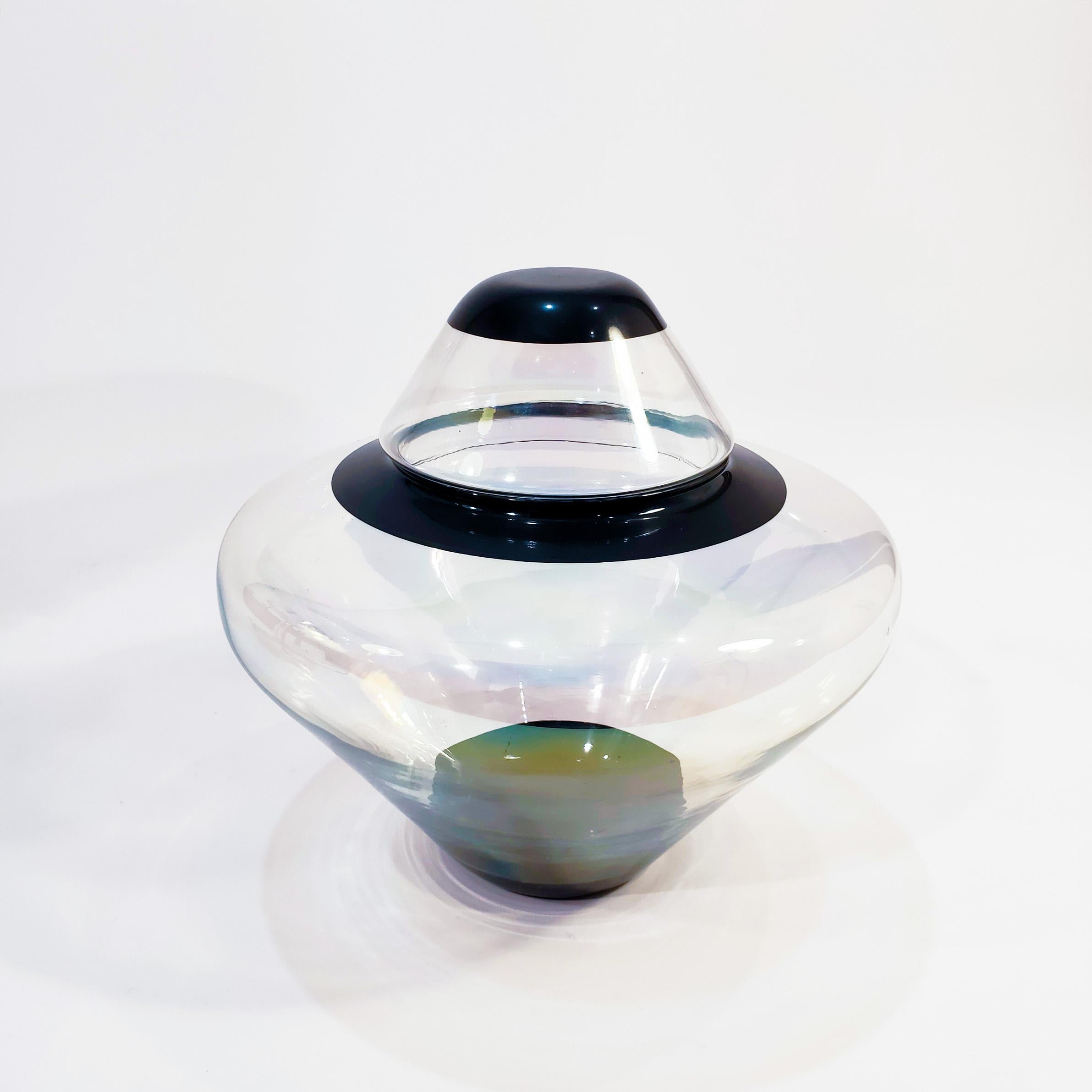 Fait main Post-Modern hand-blown iridiscent glass tibor by La Mediterranea, Spain, 1980s en vente