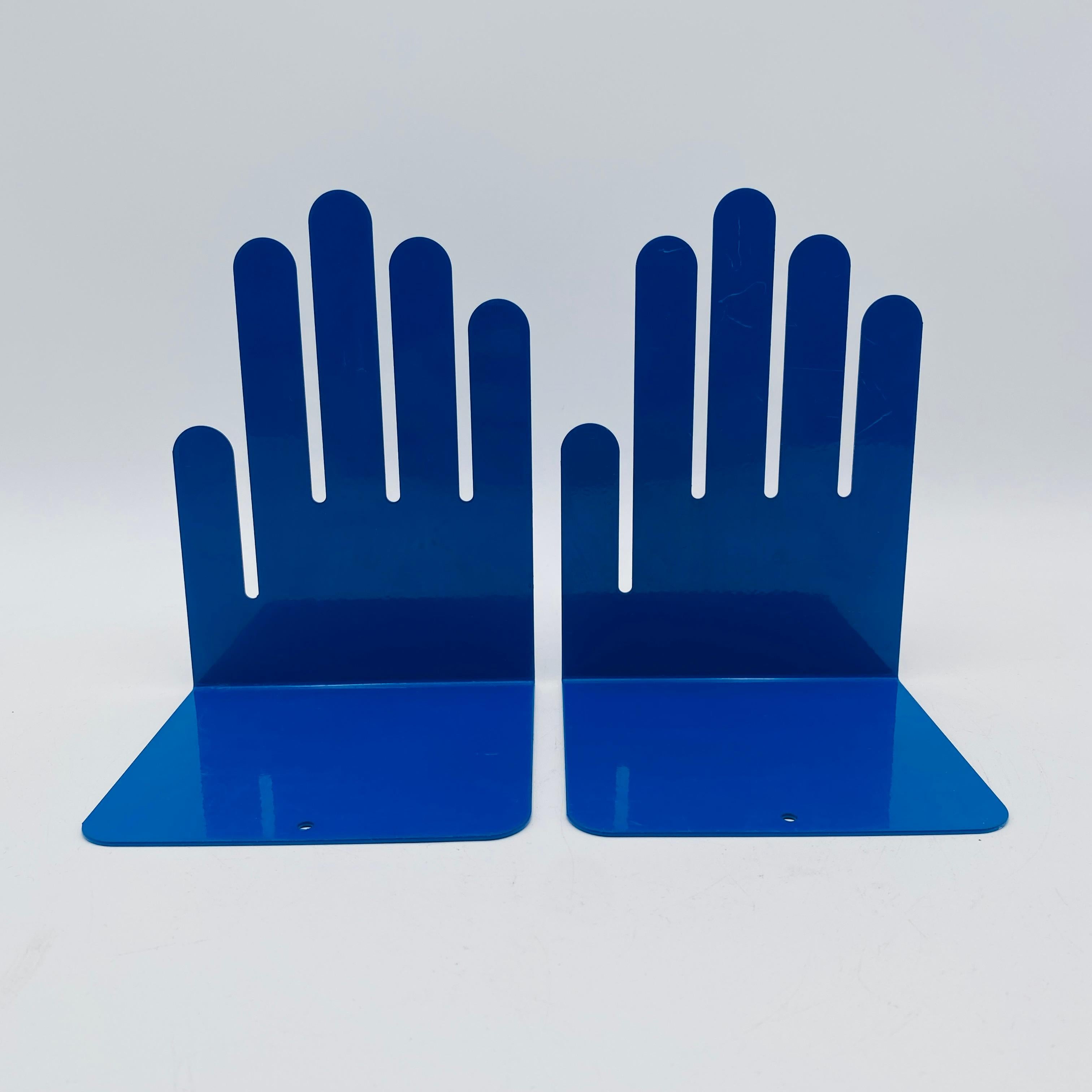 Post Modern Hand Buchstützen von Spectrum Div Designs Blau Metall Ausschnitt (Postmoderne) im Angebot
