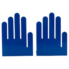 Post Modern Hand Buchstützen von Spectrum Div Designs Blau Metall Ausschnitt