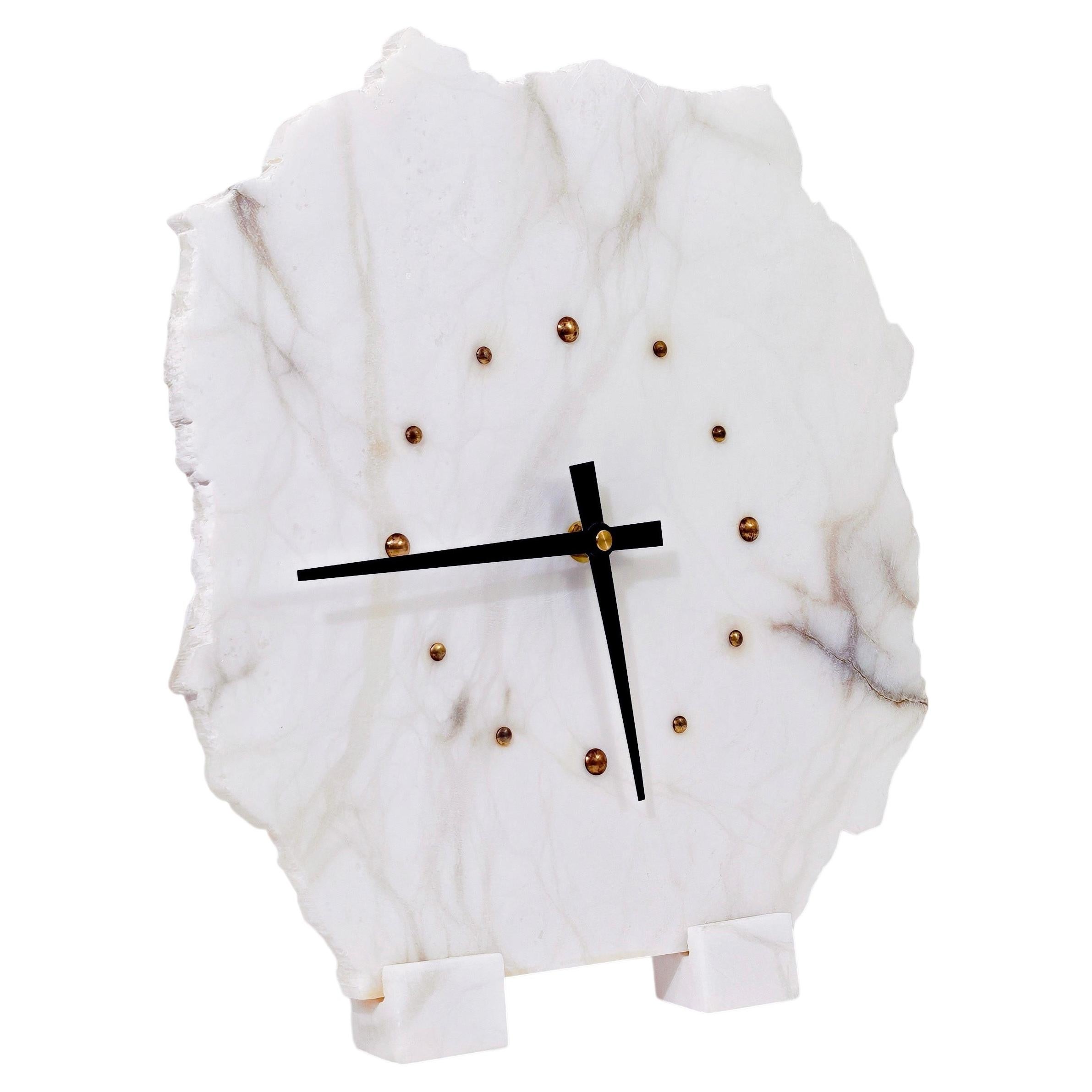 Post-Modern hand-carved veined alabaster table lamp with clock, Italy, 1980s For Sale