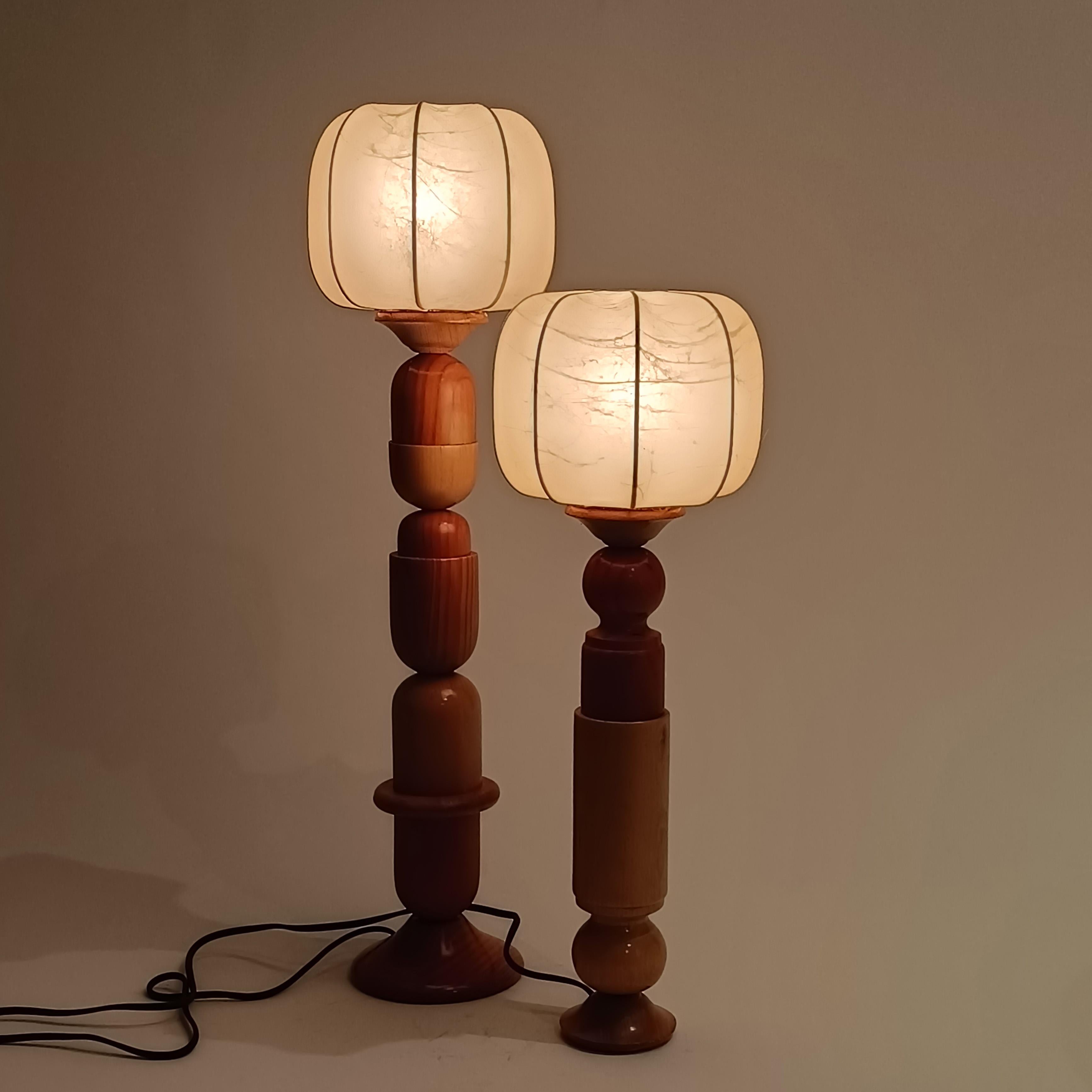 Post-Modern hand-crafted Cocoon table lamps, Italy, 70s For Sale 1
