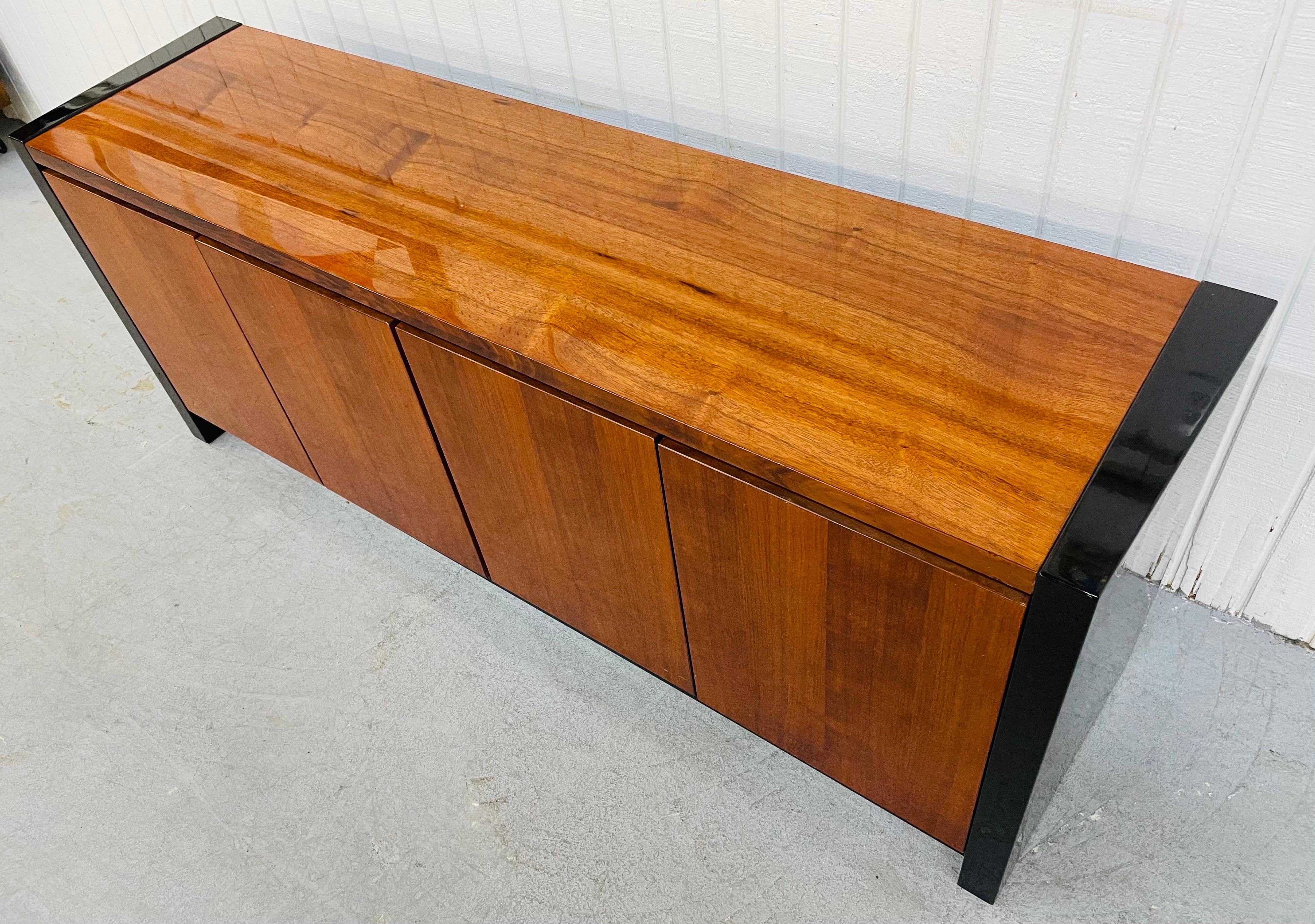 Post-Modern Henredon Lacquered Sideboard In Good Condition In Clarksboro, NJ