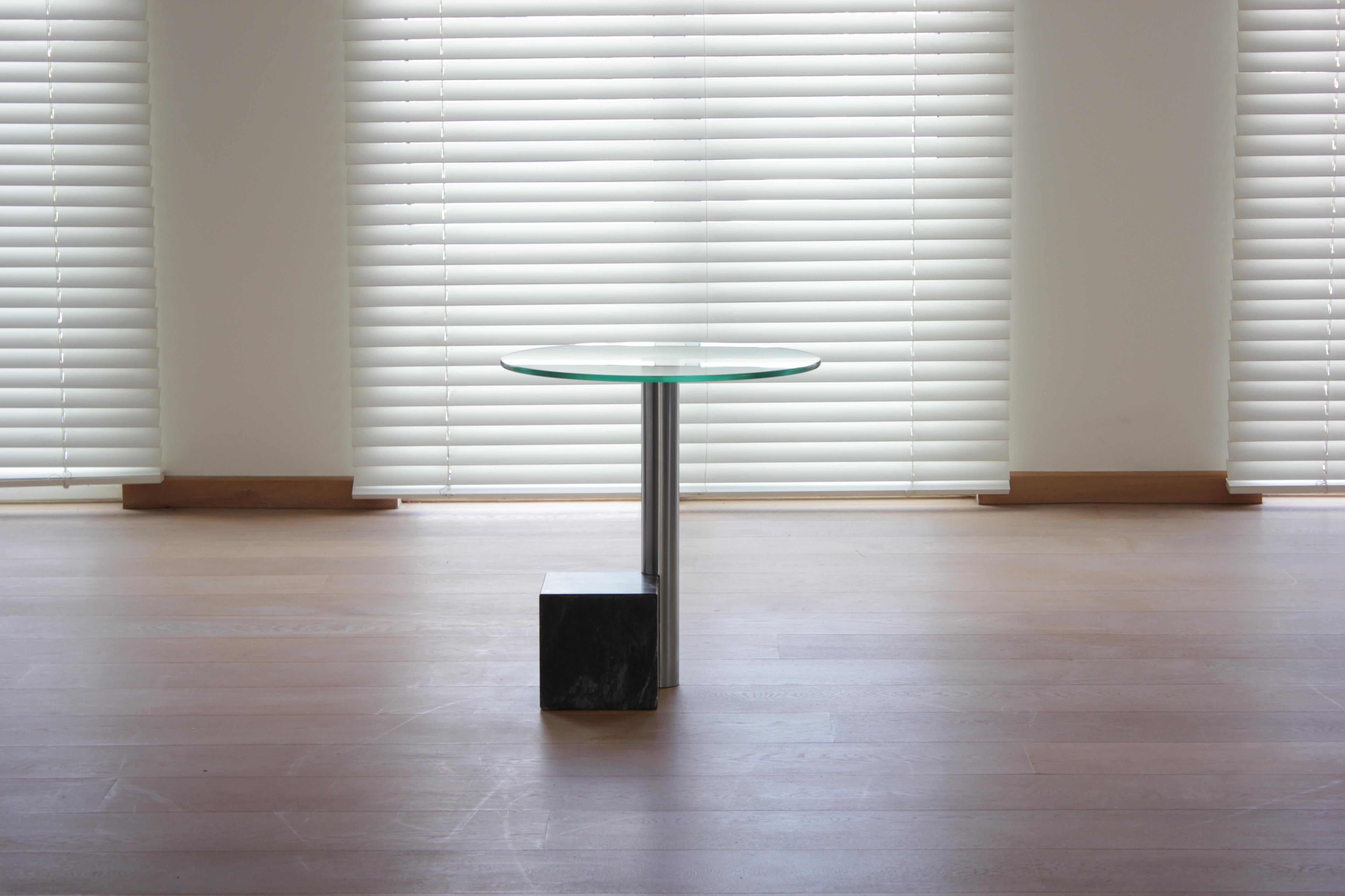  Post-Modern HK2 Side table by Hank Kwint for Metaform For Sale 2