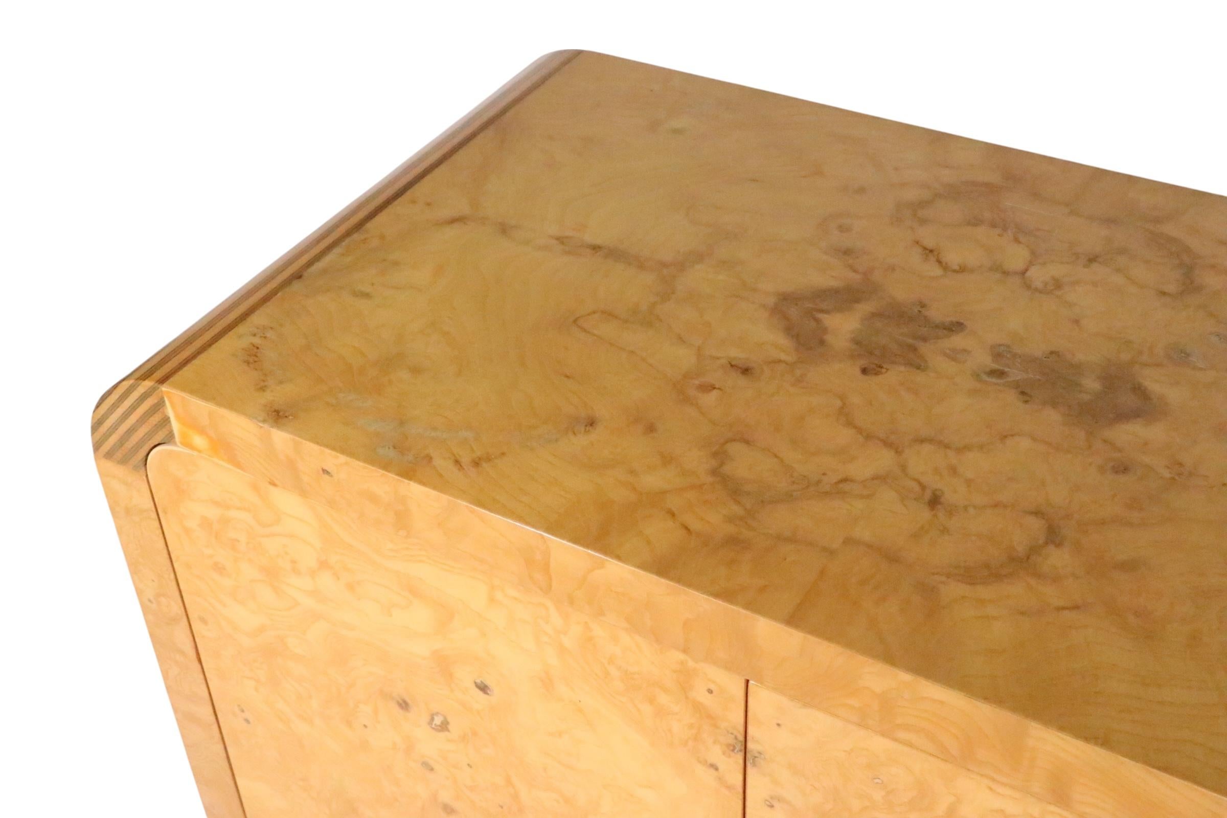Post Modern Hollywood Regency Server Sideboard Credenza Scene II by Henredon in vendita 2