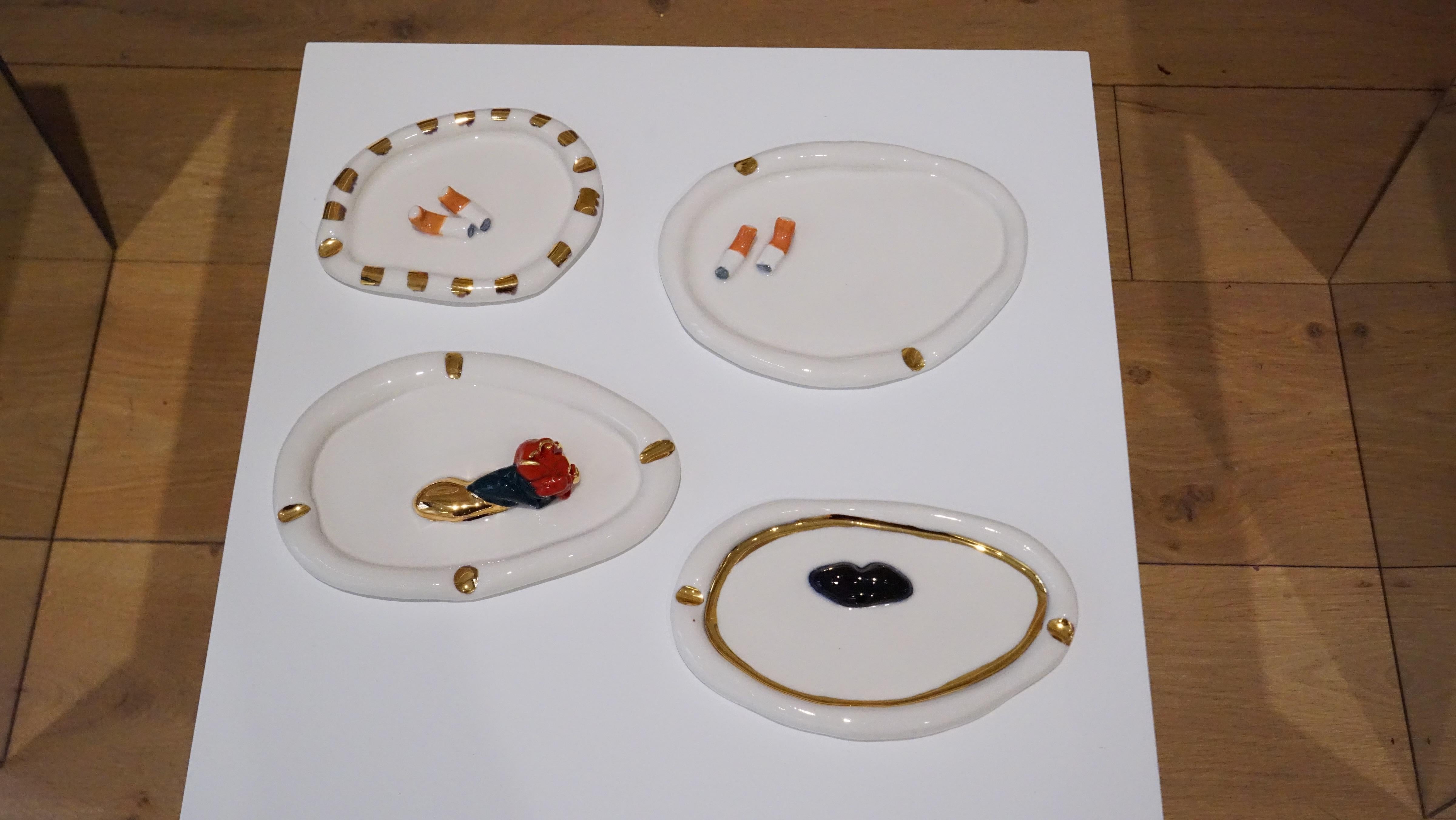 Cenicero de porcelana blanca de inspiración postmoderna pieza única de Hania Jneid en venta 1