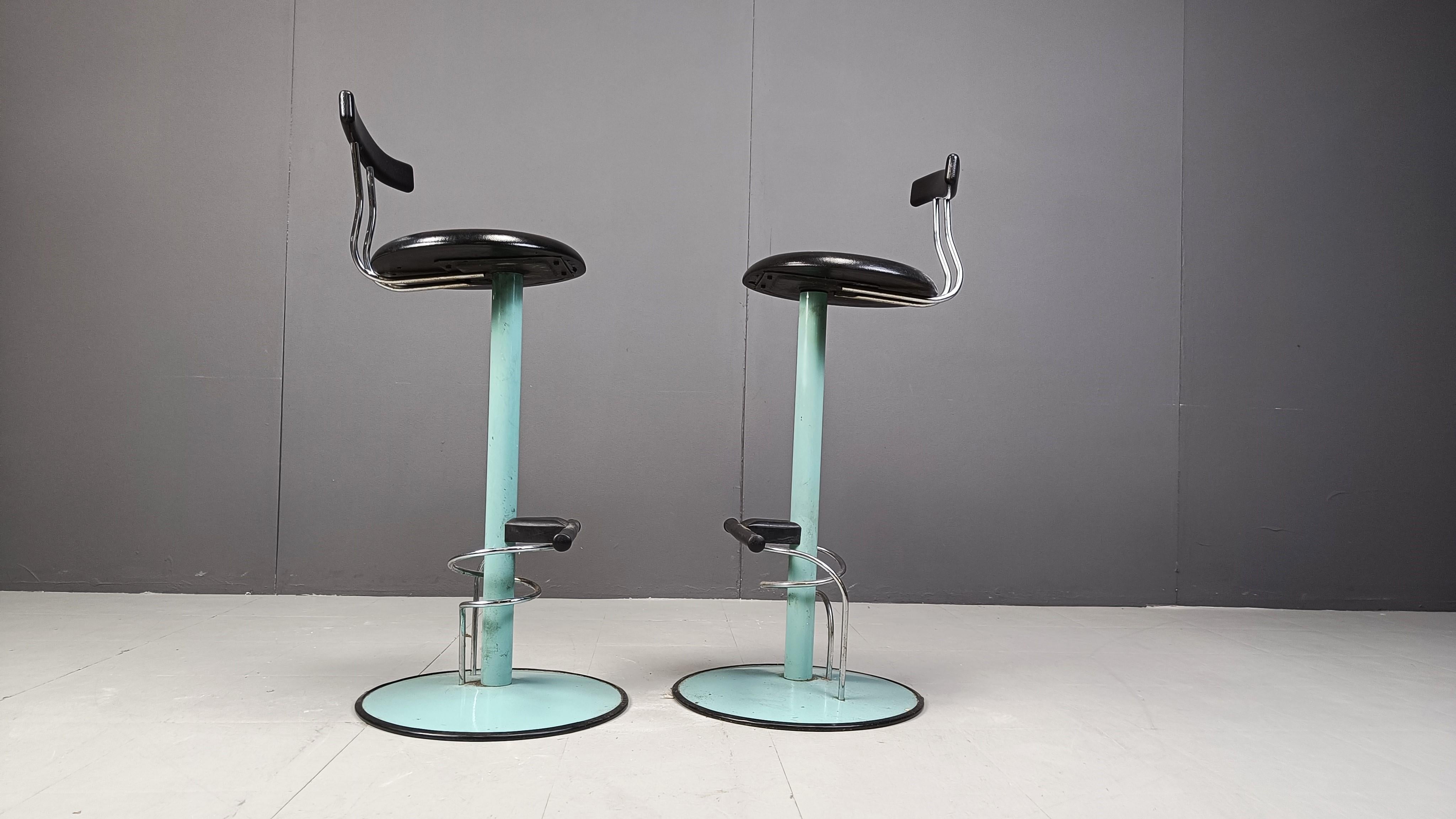Post modern italian bar stools, 1980s -set of 2 For Sale 4