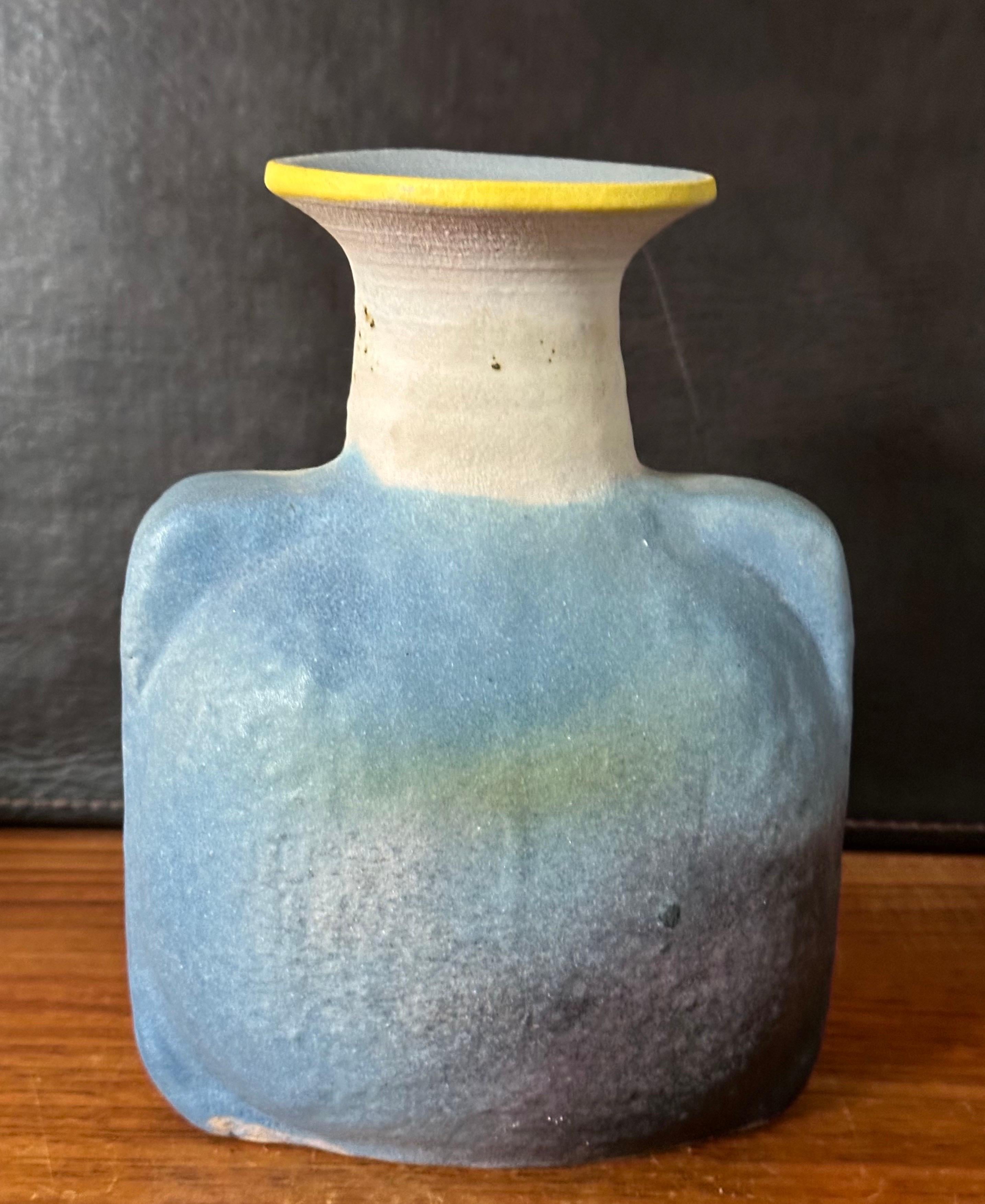 Post-Modern Italian Ceramic Vase by Ivo de Santis for Gli Etruschi For Sale 5