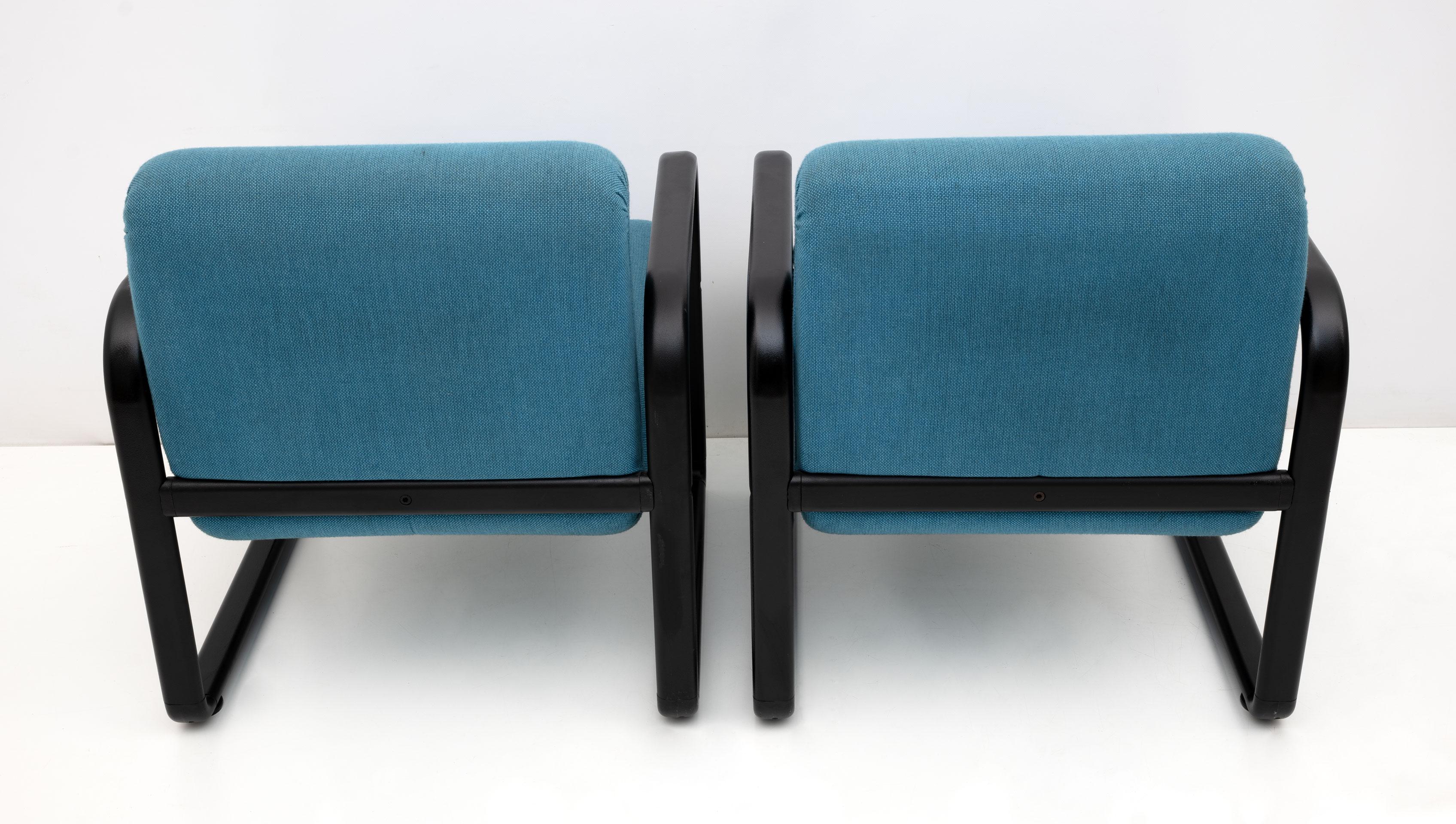 European Post-Modern Italian Fabric and Metal Armchairs by Arflex, 70s For Sale
