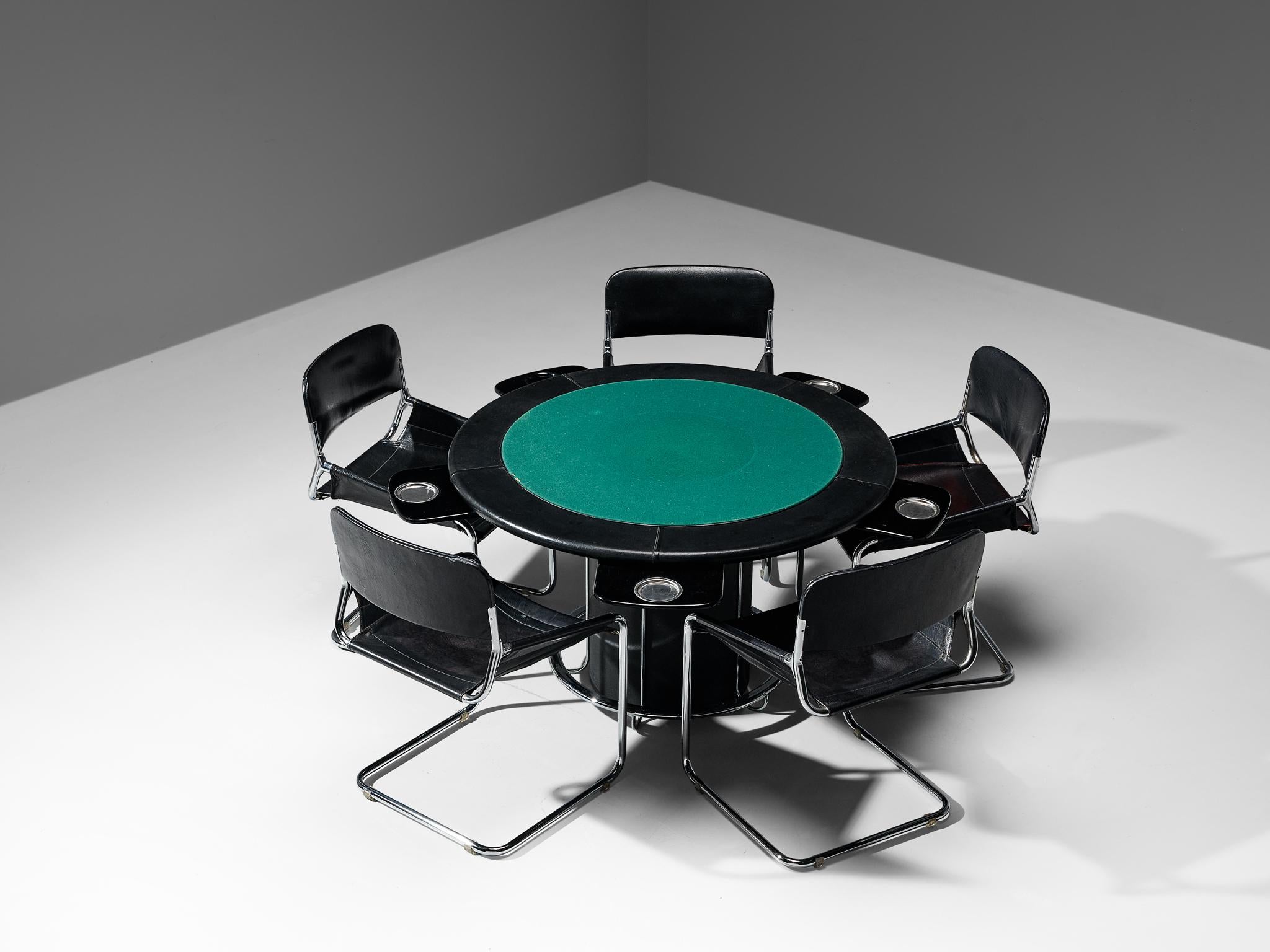 Postmoderne Table de jeu italienne post-moderne avec plateau d'échecs intégré et chaises  en vente