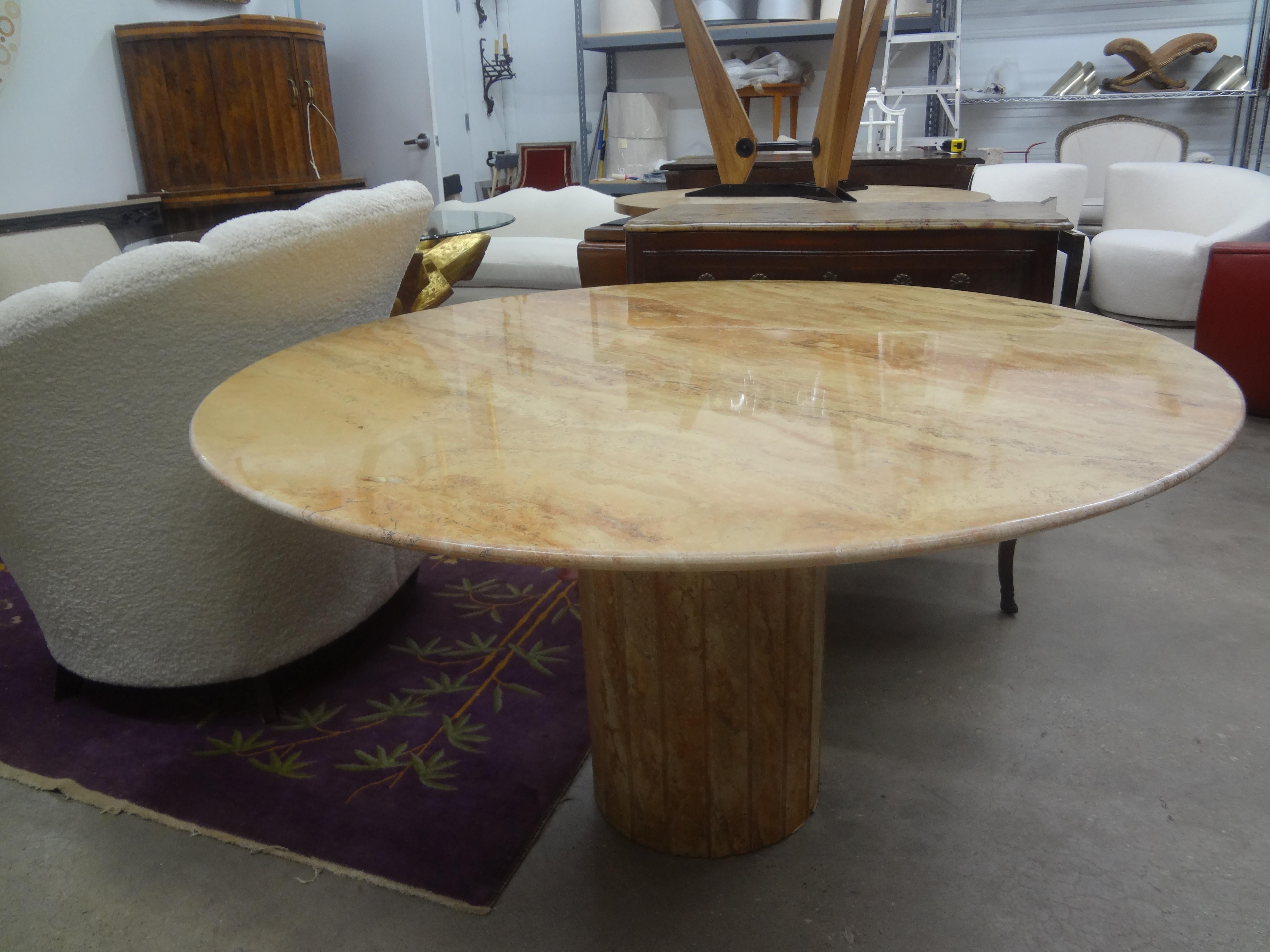 Post Modern Italian Marble Center Table For Sale 4