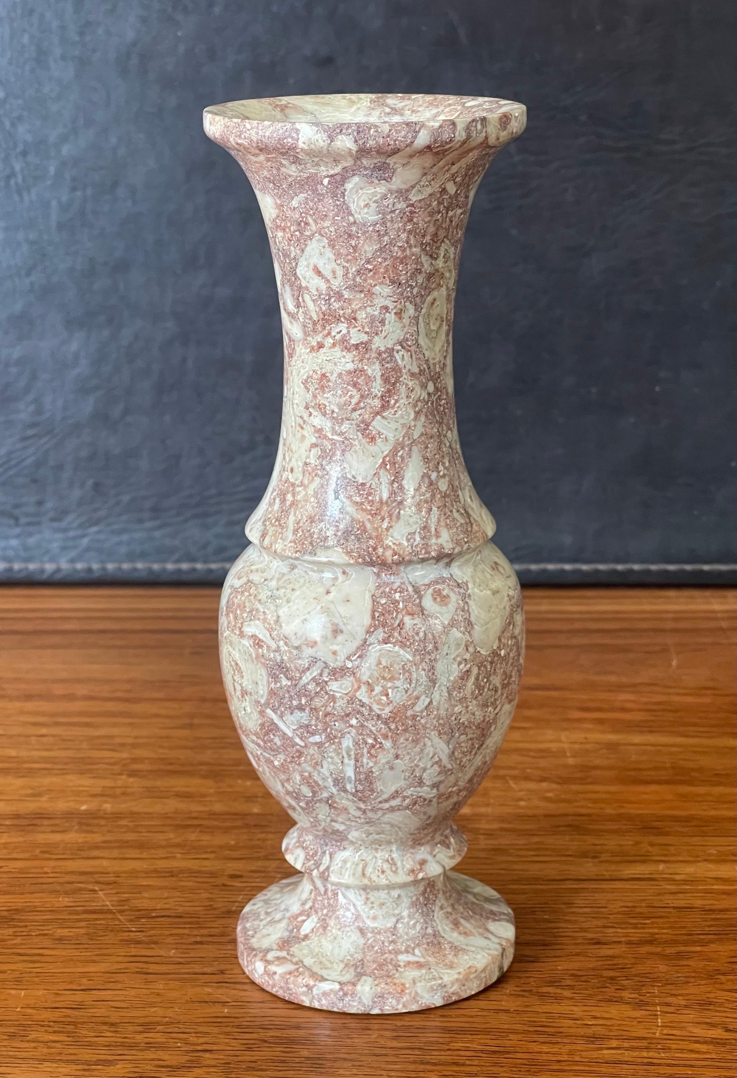 Post-Modern Italian Marble Vase For Sale 6