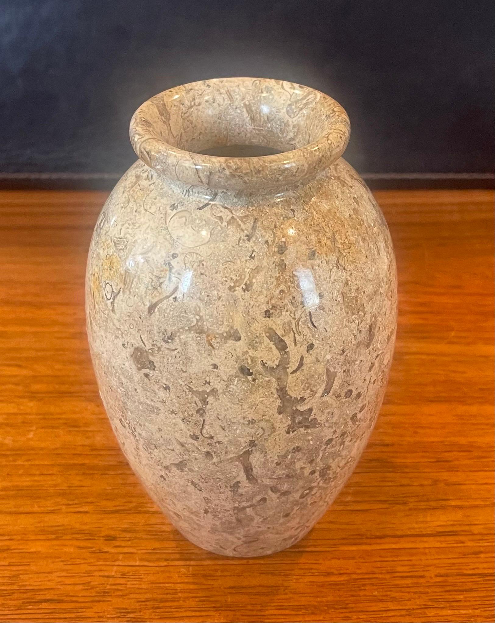 Post-Modern Italian Marble Vase In Good Condition For Sale In San Diego, CA