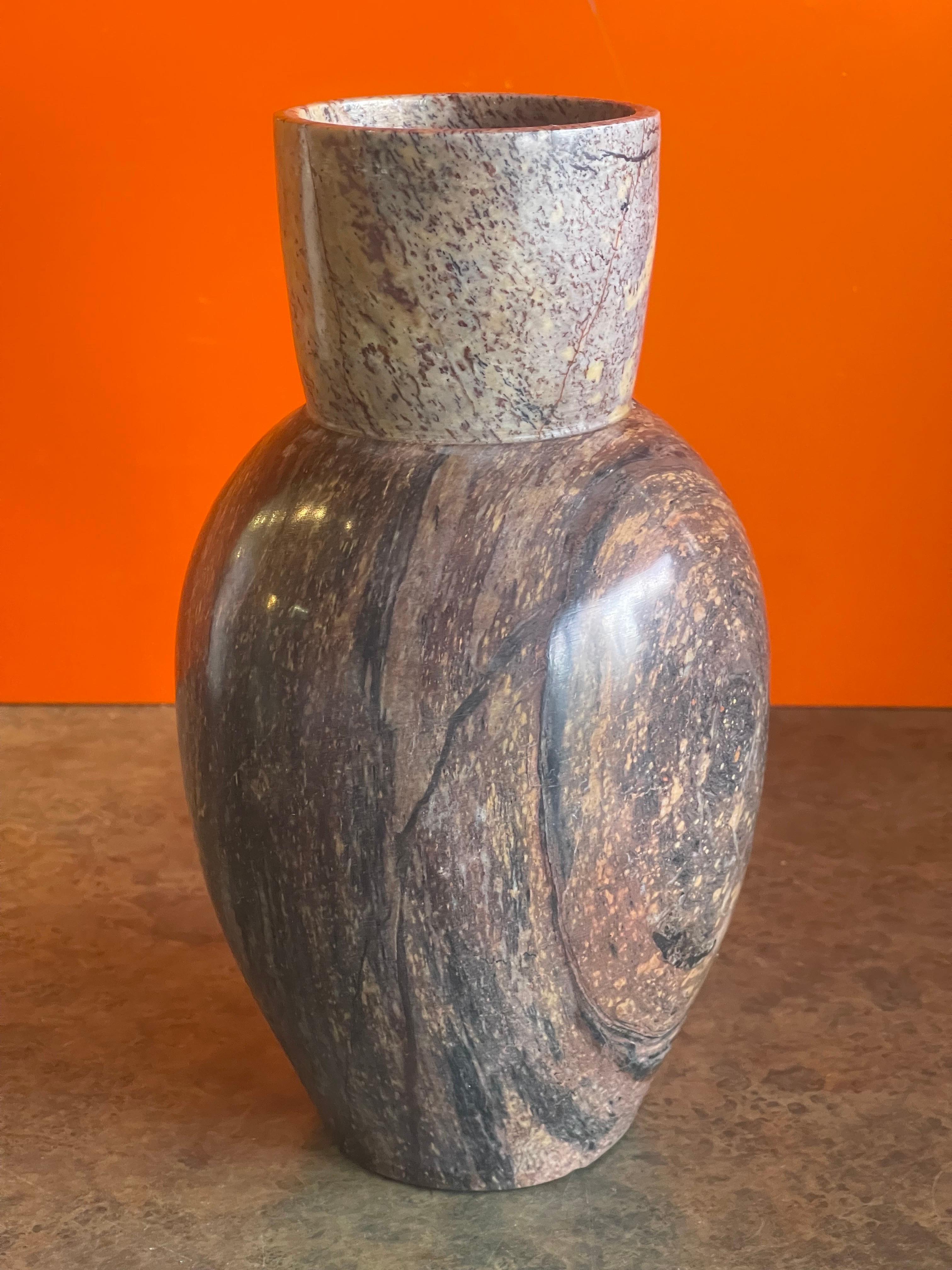20th Century Post-Modern Italian Marble Vase For Sale