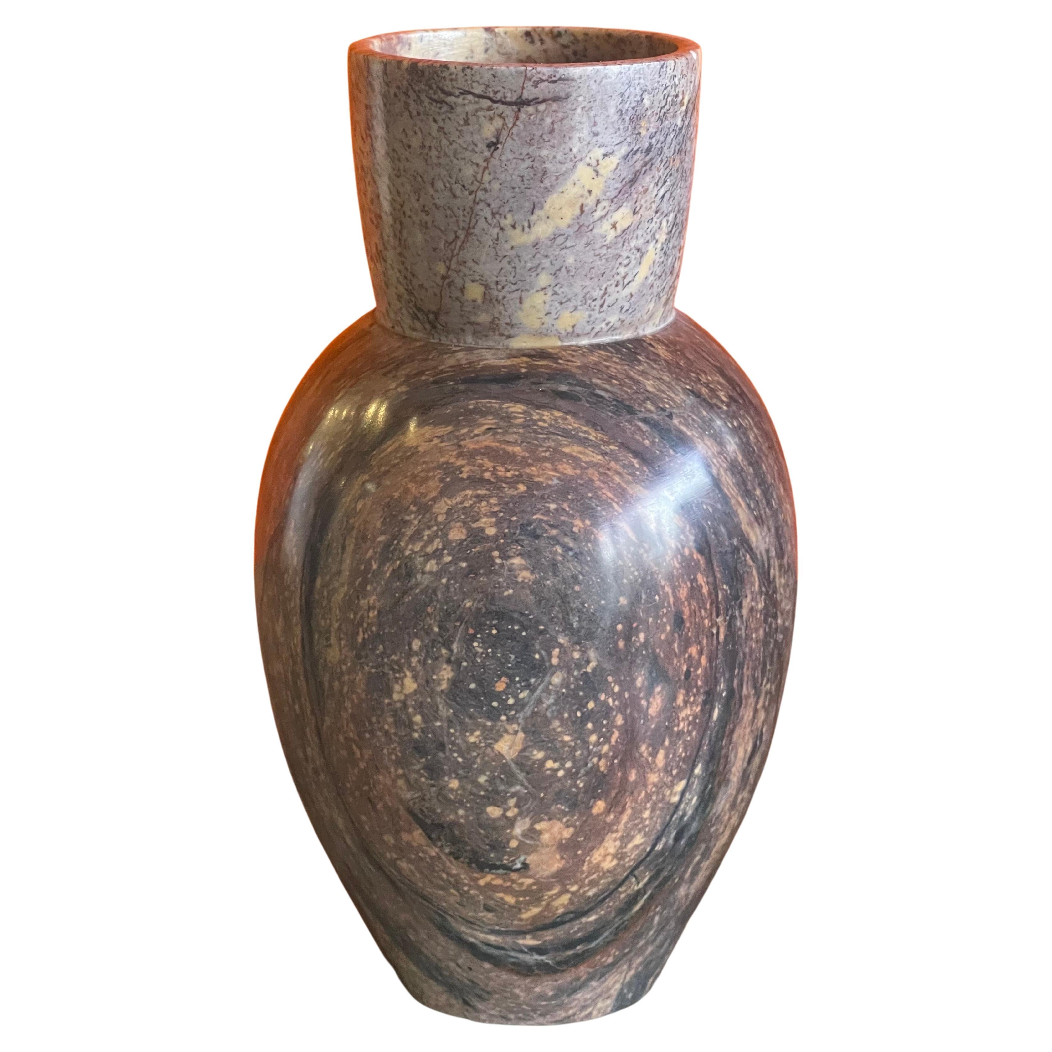 Post-Modern Italian Marble Vase For Sale 5