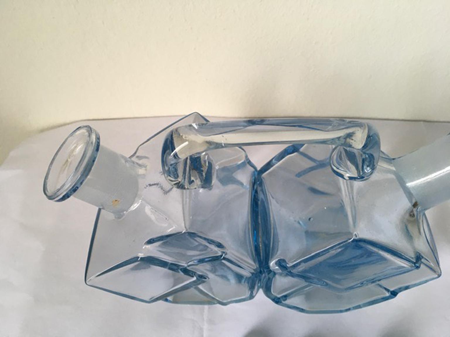 Vinagrera postmoderna italiana de cristal de Murano azul en venta 11