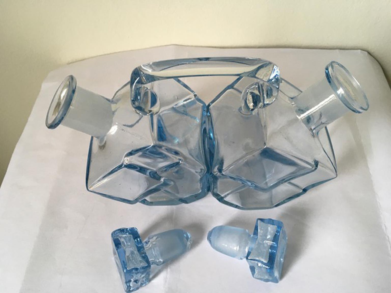 Vinagrera postmoderna italiana de cristal de Murano azul Vidrio soplado en venta