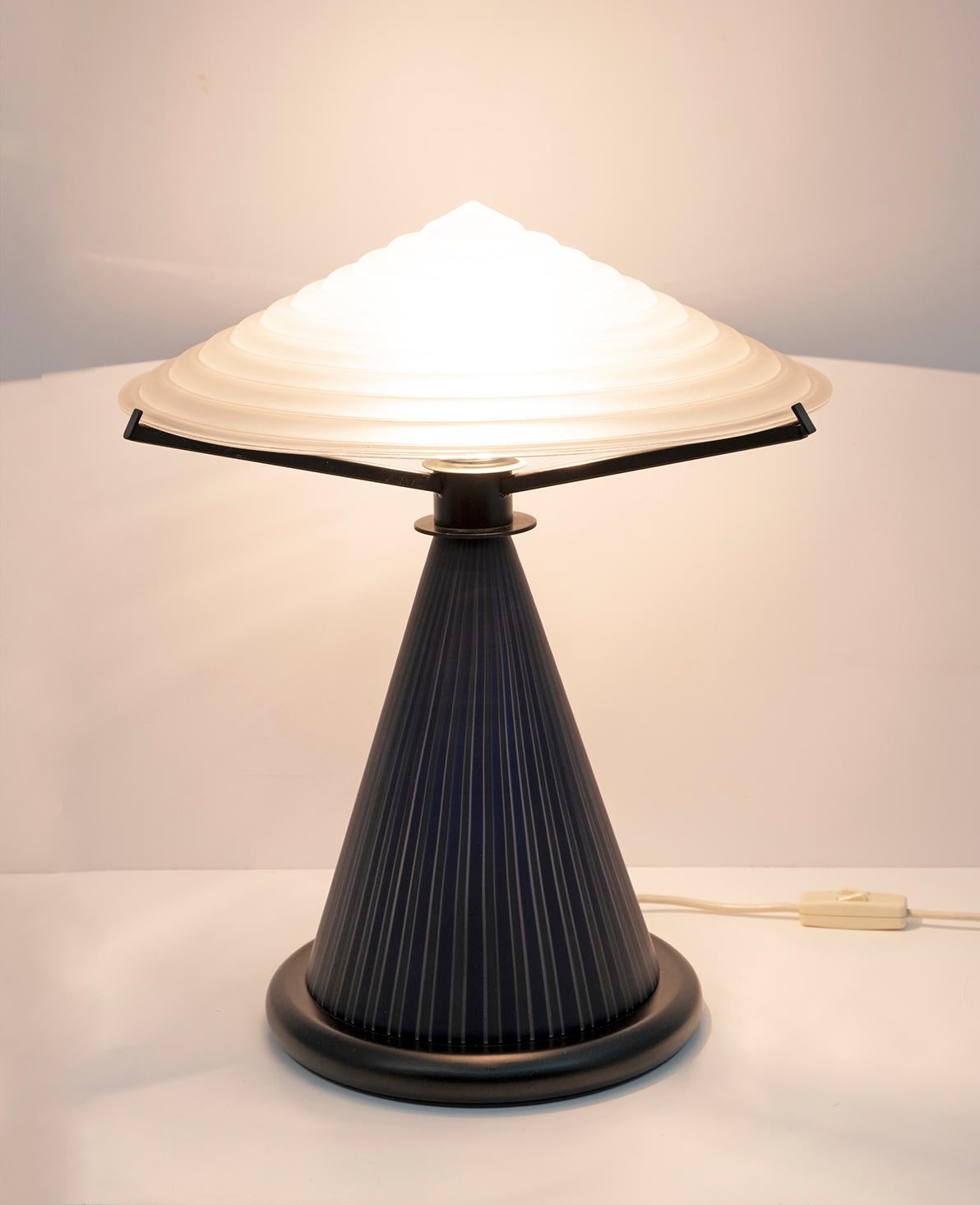 Postmoderne Lampe de bureau champignon italienne post-moderne en verre de Murano, années 1980 en vente