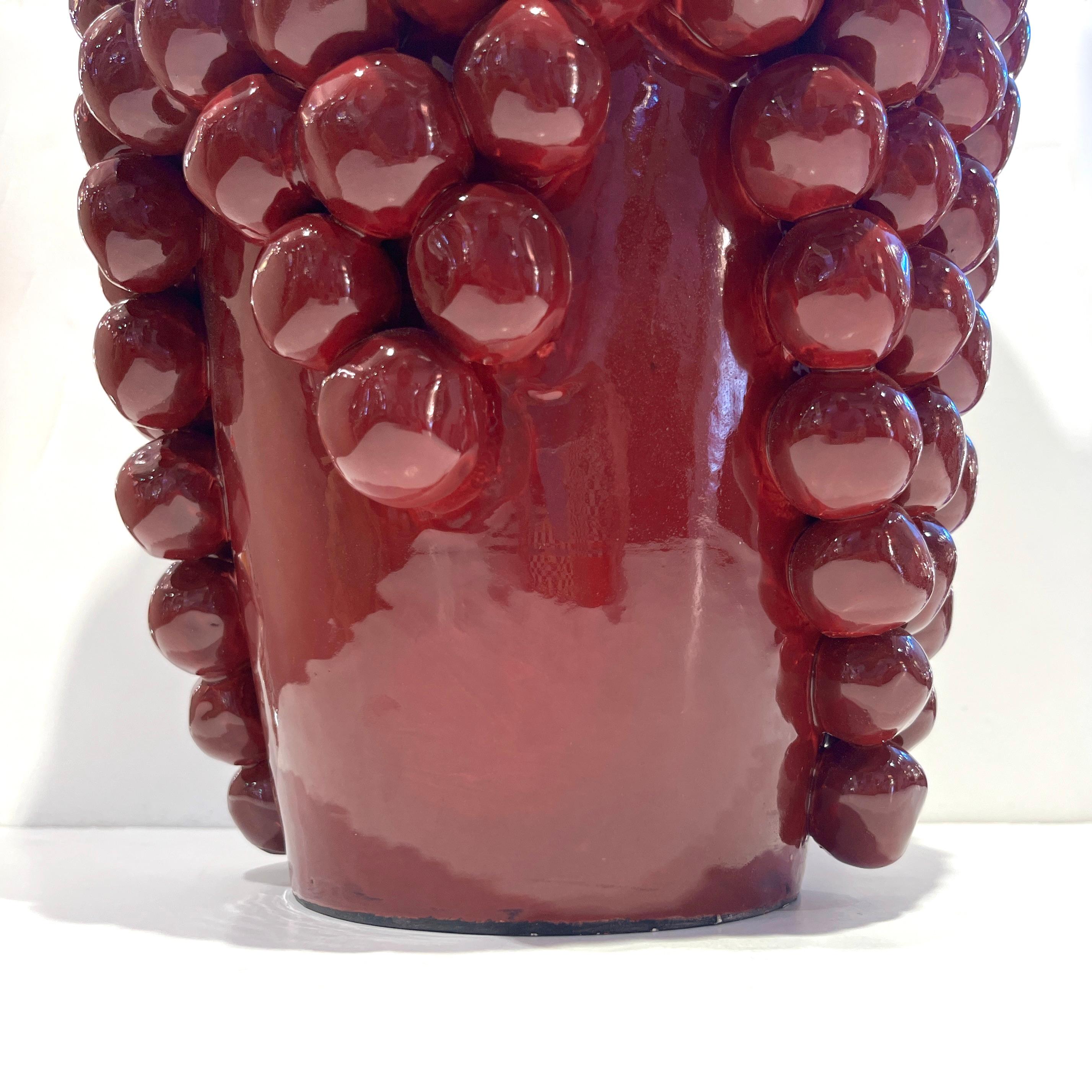 Post-Modern Italian Pair Sculptural Ceramic Dark Wine Vases with Grapevine Decor For Sale 1