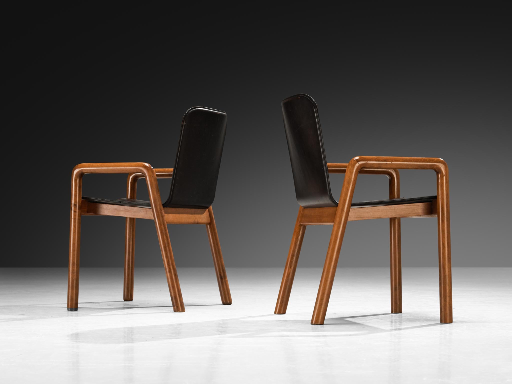 Post-Modern Italian Set of Ten Dining Chairs in Leather and Wood For Sale 1