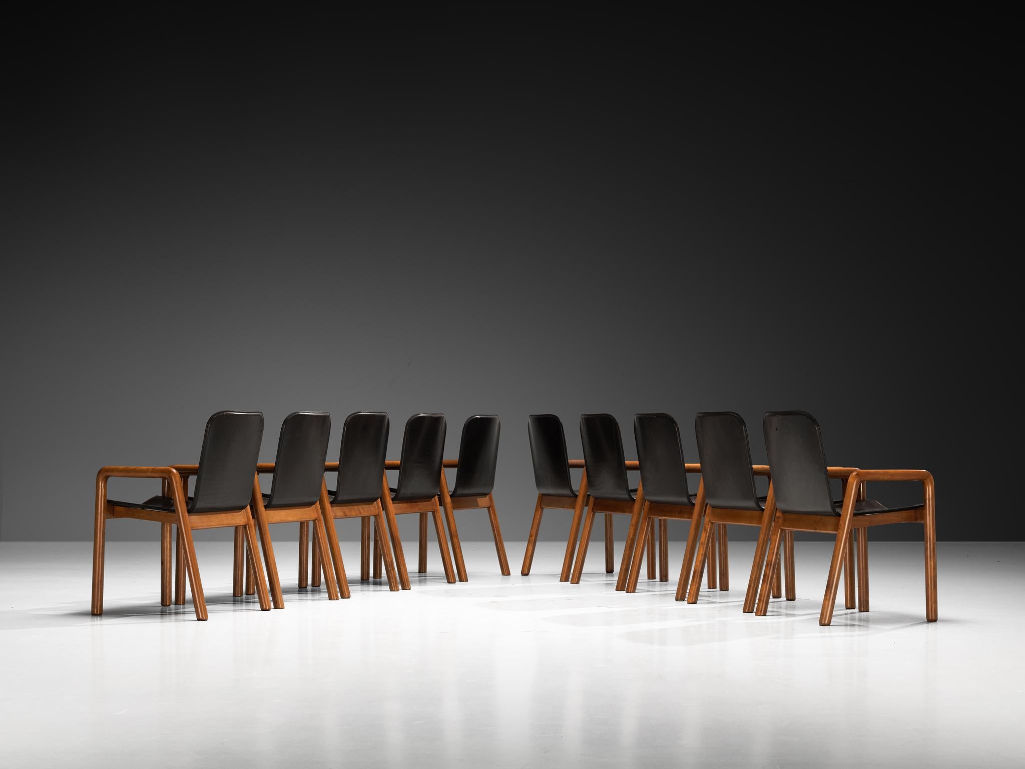 Post-Modern Italian Set of Ten Dining Chairs in Leather and Wood For Sale 5