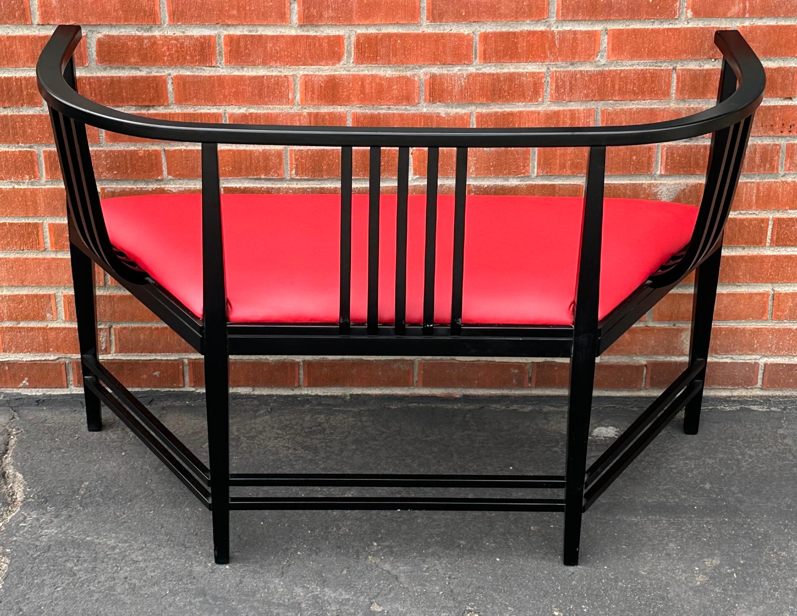 Post-Modern Italian Settee in the Style of Ernest Archibald Taylor For Sale 3