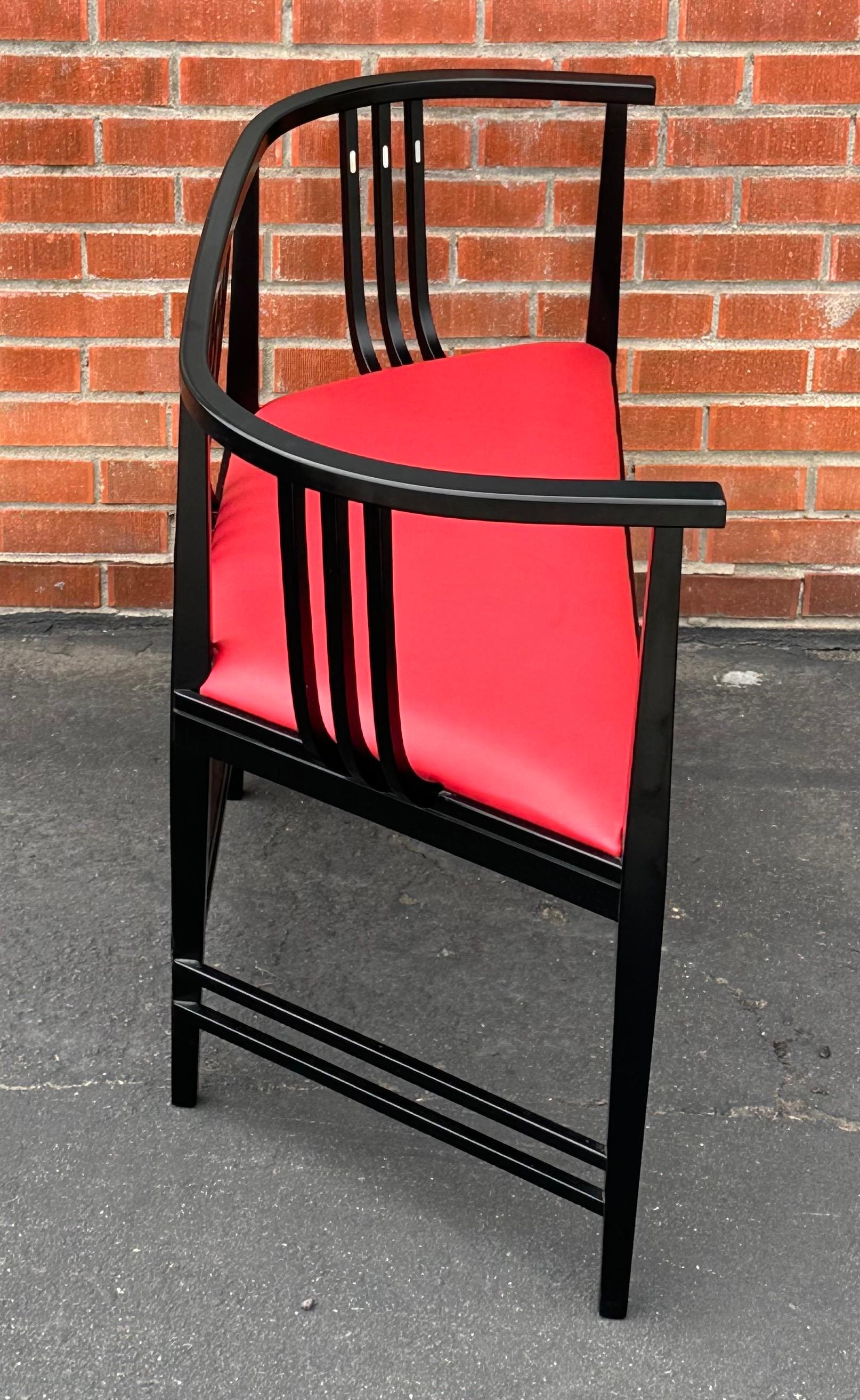Post-Modern Italian Settee in the Style of Ernest Archibald Taylor For Sale 4