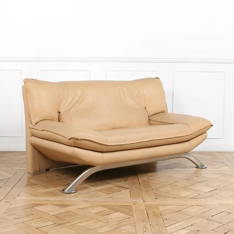 Canapé et pouf italiens post-modernes de Nicoletti Salotti en vente 1
