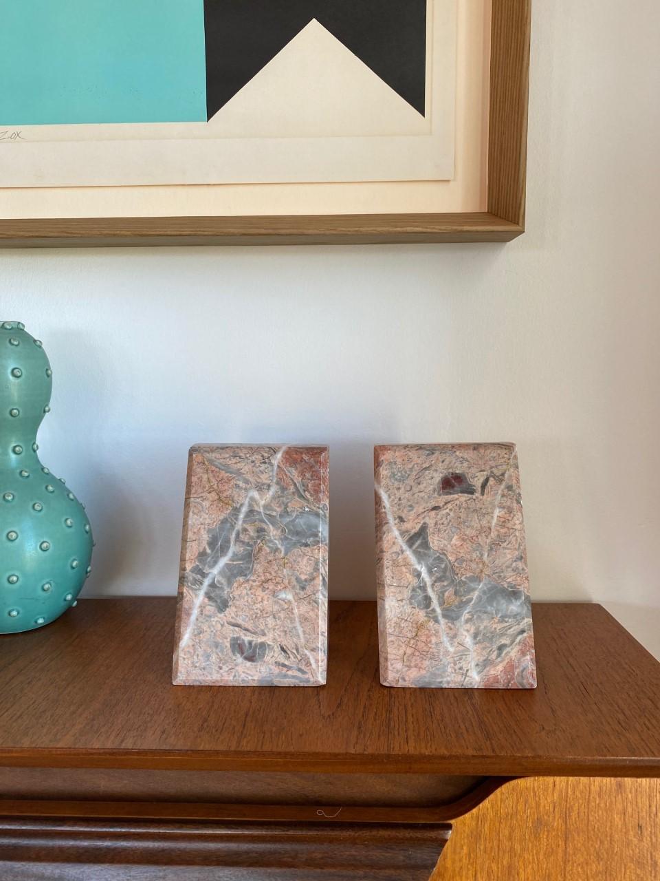 Late 20th Century Post Modern Italian Triangular Pink Marble Bookends
