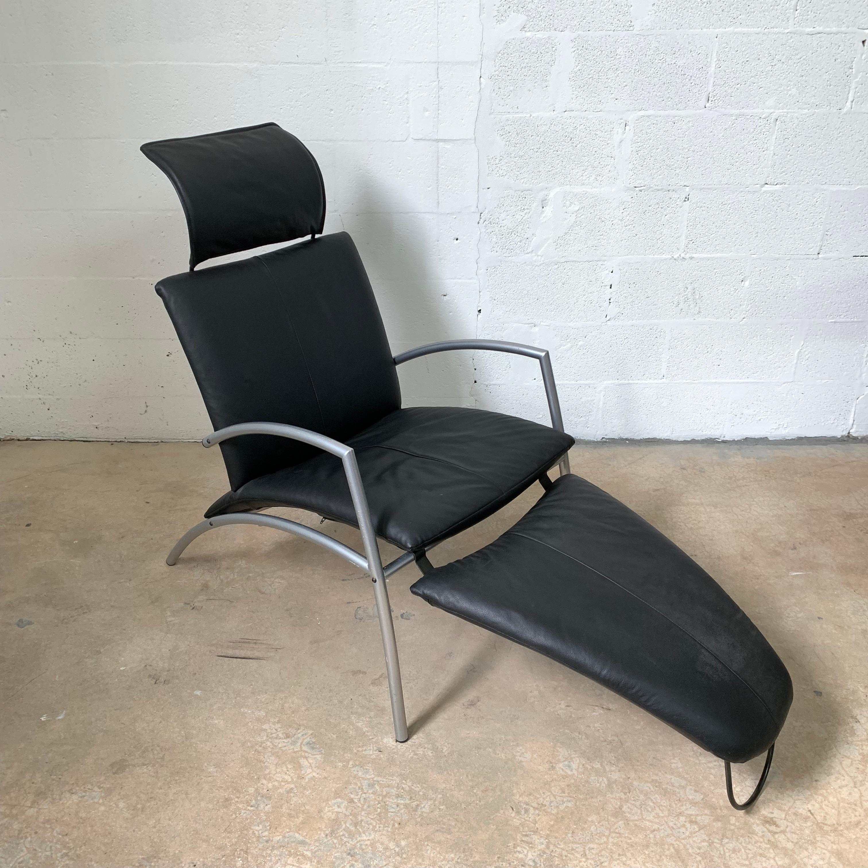 Black leather Kebe lounge or armchair with detachable footrest, Denmark, 1980s

Single chair dimensions without footrest:
36 deep
26