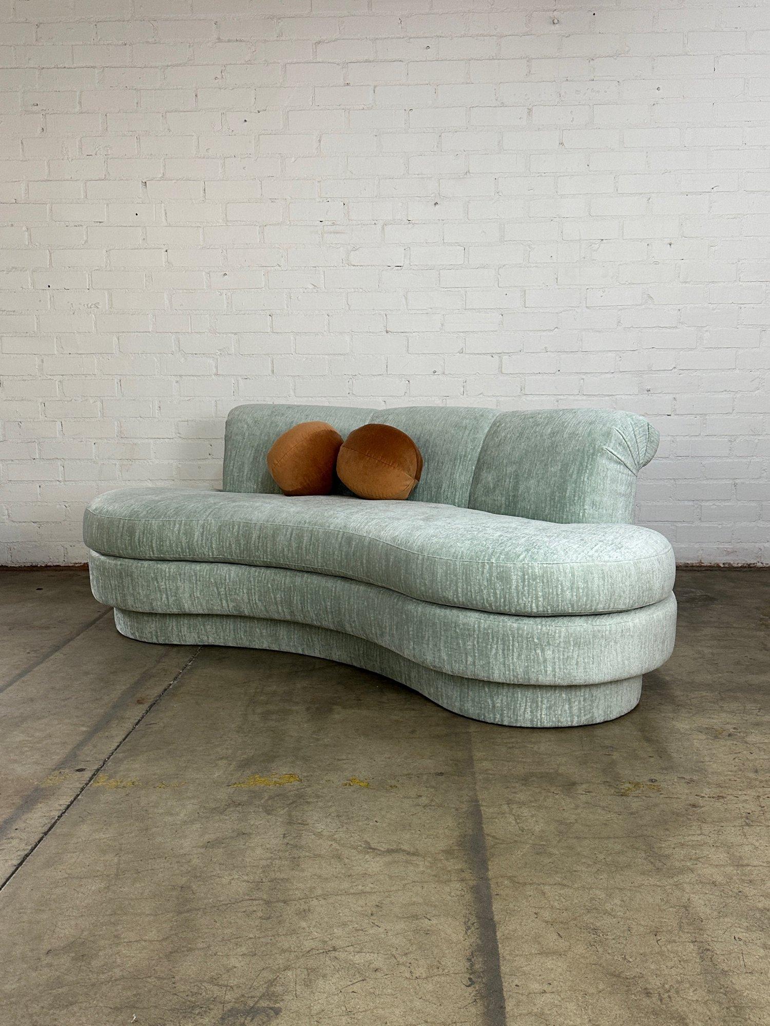 Post Modern Kidney sofa For Sale 11