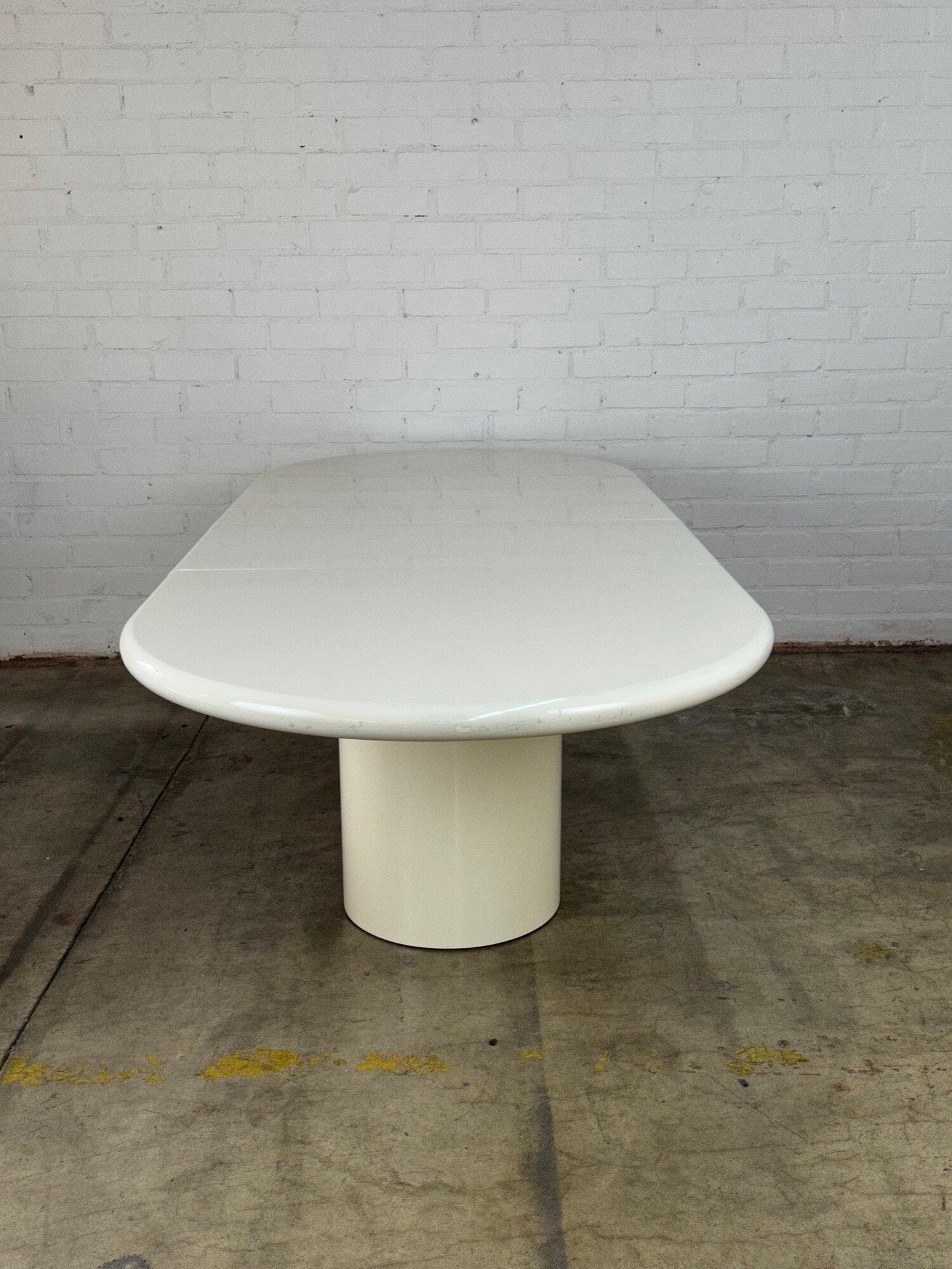 Post Modern Laminate Dining Table In Good Condition In Los Angeles, CA