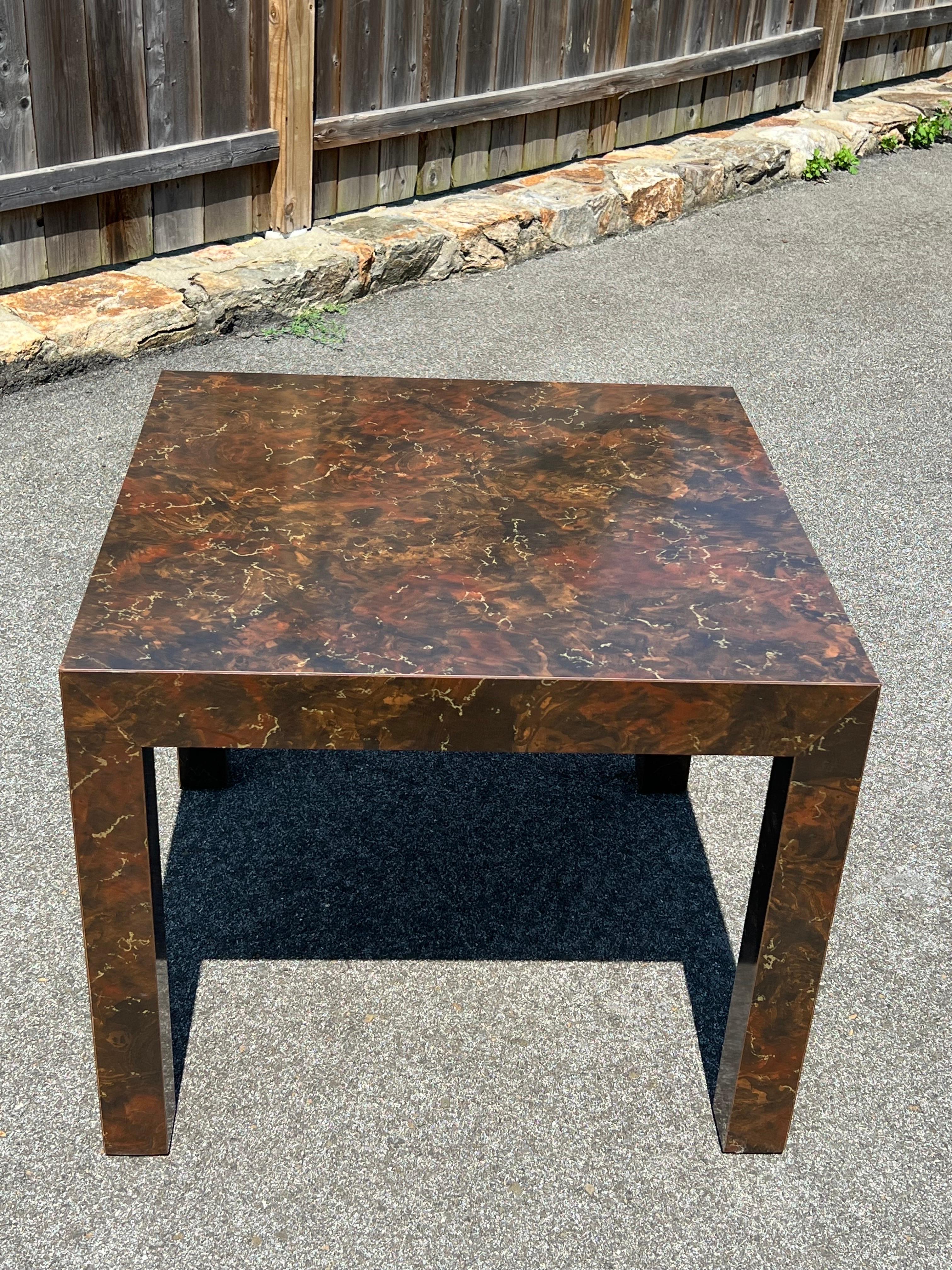 Post Modern Laminated Tortoiseshell Table  In Good Condition For Sale In Redding, CT