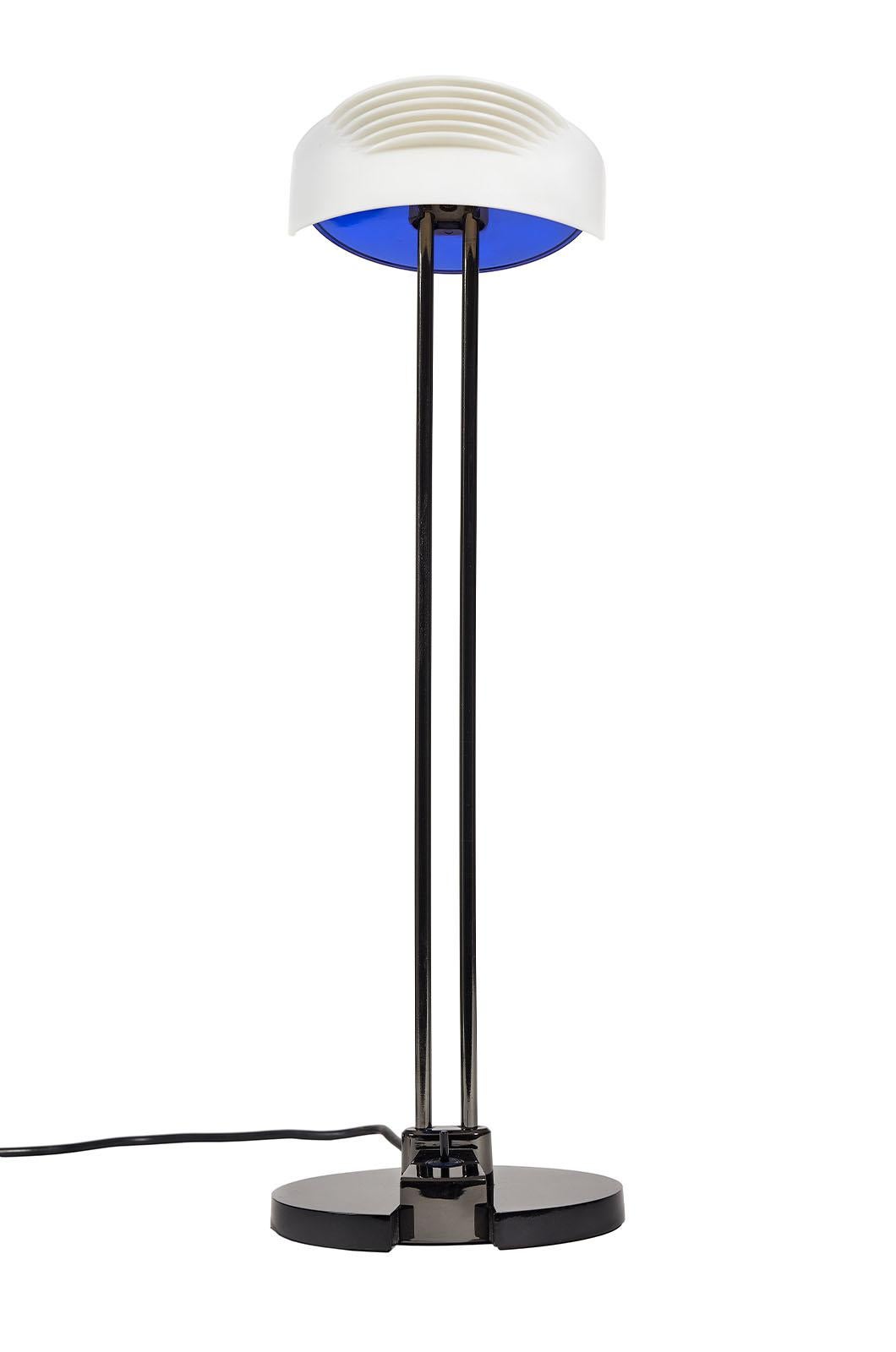 Post Modern Lamp by Perry King for Arteluce In Excellent Condition For Sale In Ravenna, IT