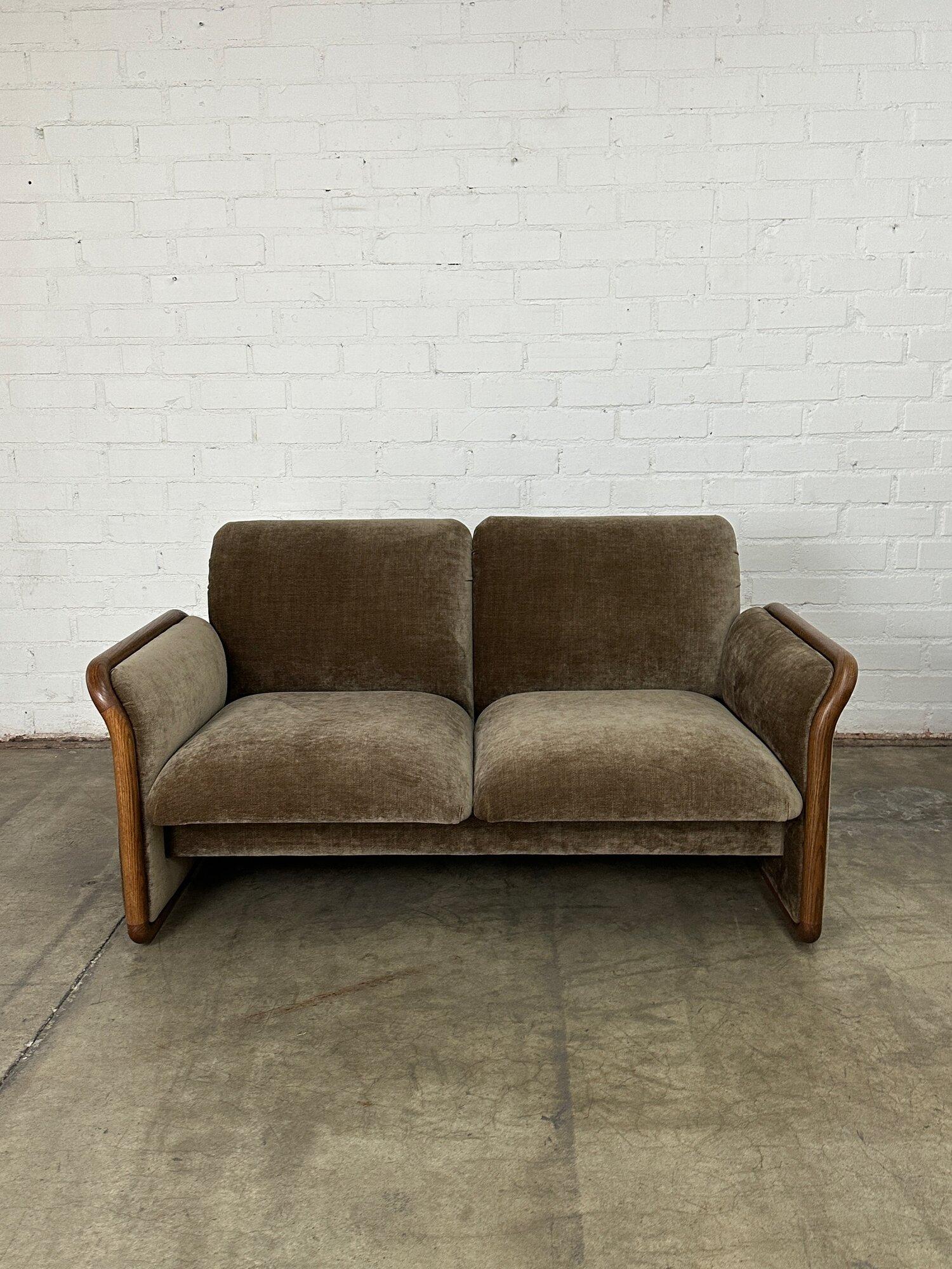 Post Modern Loveseat In Good Condition For Sale In Los Angeles, CA
