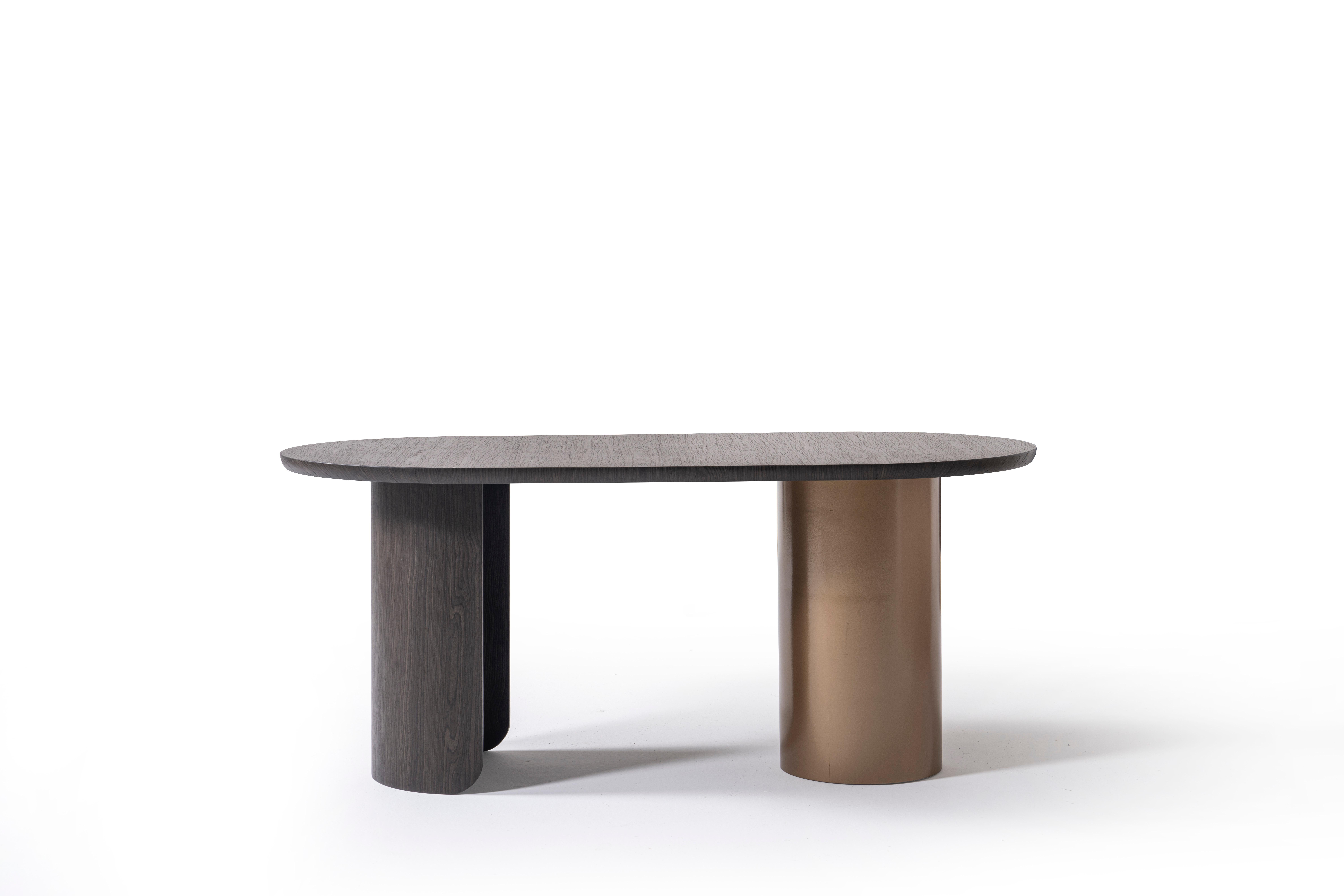 Post-Modern Post Modern Luna Dining Table, Oval Dining Table For 6 People For Sale