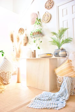 Post-Modern Maitland Smith Italian Travertine Bullnose Console Table, 1980s
