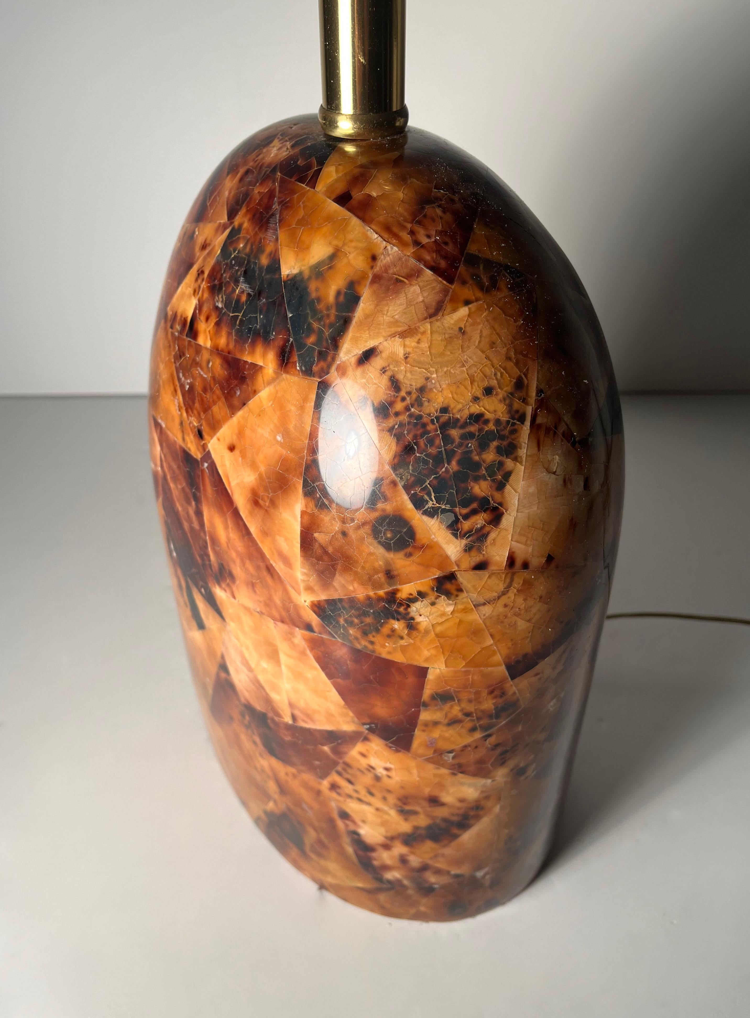 Post Modern Maitland Smith Tessellated Penshell Table Lamp For Sale 2