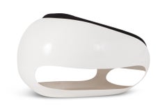 Postmodern Mario Sabot Sculptural 'Pod' Fiberglass Lounge Chair