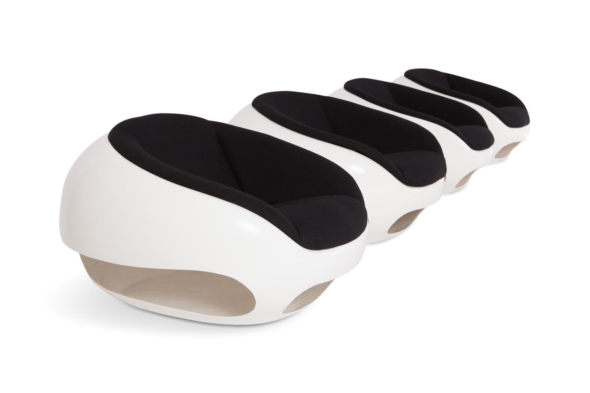Space Age Postmodern Mario Sabot Sculptural 'Pod' Fiberglass Lounge Chair