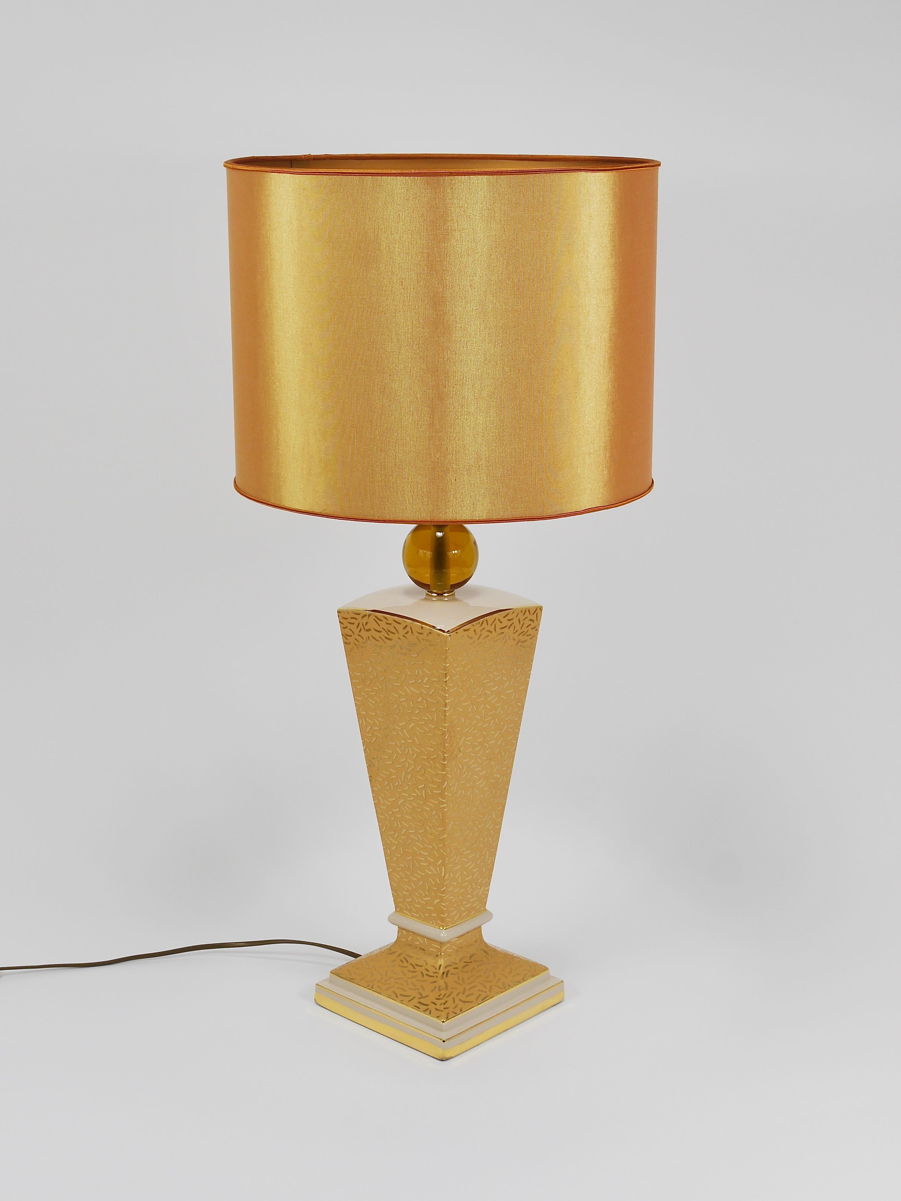 Post-Modern Memphis & Art Deco Style Porcelain Table or Side Lamp, Italy, 1980s For Sale 7