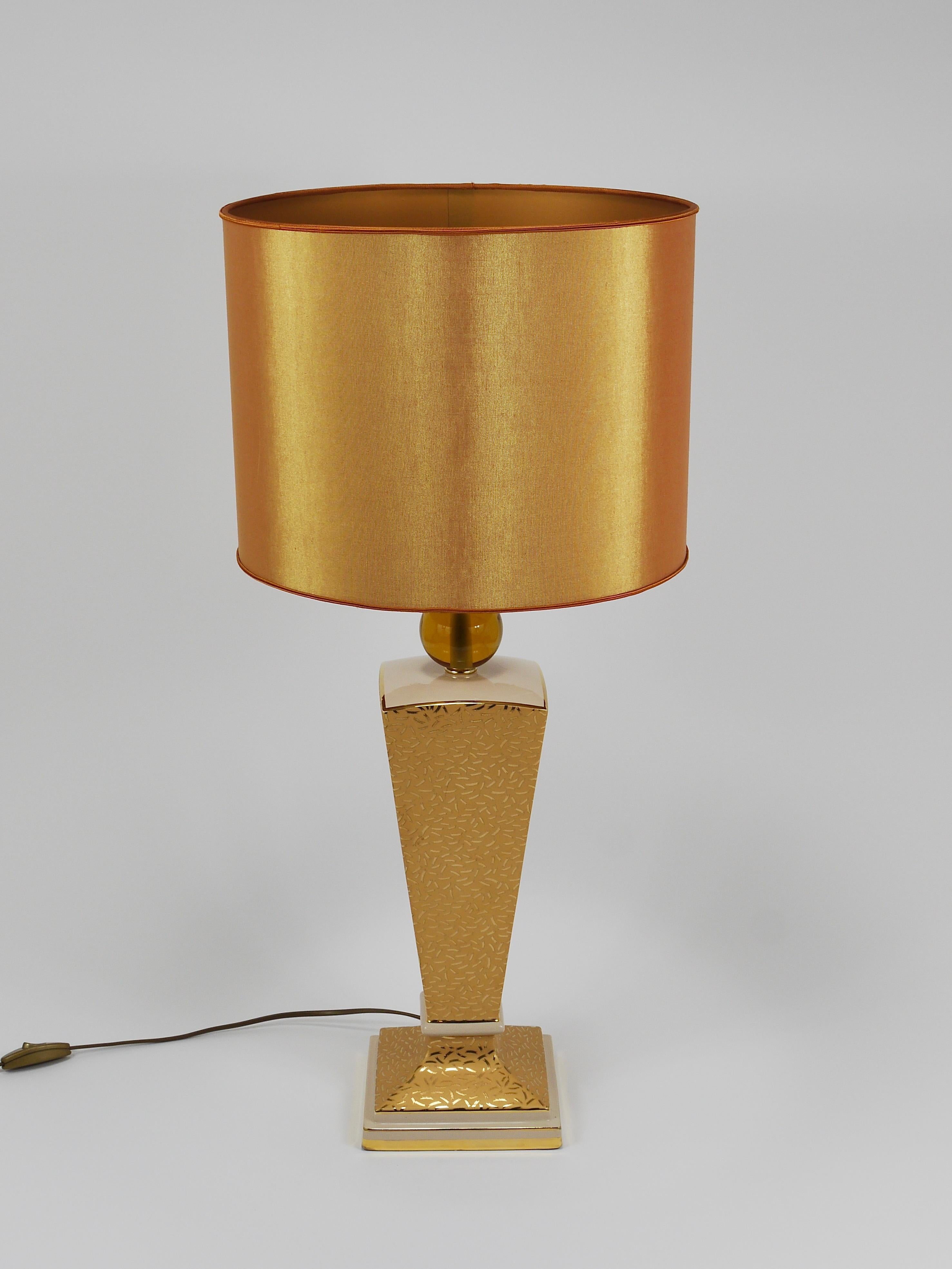 Post-Modern Memphis & Art Deco Style Porcelain Table or Side Lamp, Italy, 1980s For Sale 10