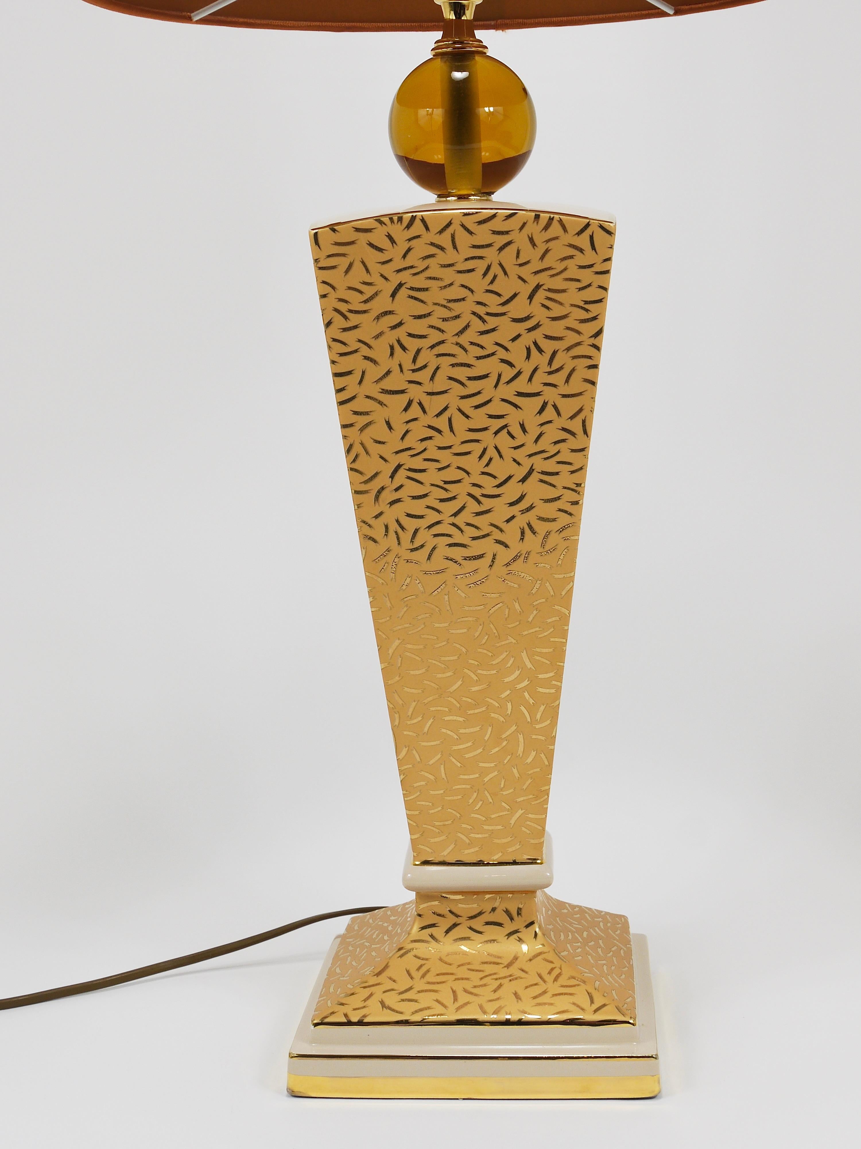 Post-Modern Memphis & Art Deco Style Porcelain Table or Side Lamp, Italy, 1980s For Sale 11